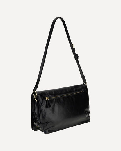 crinkled leather shoulder bag