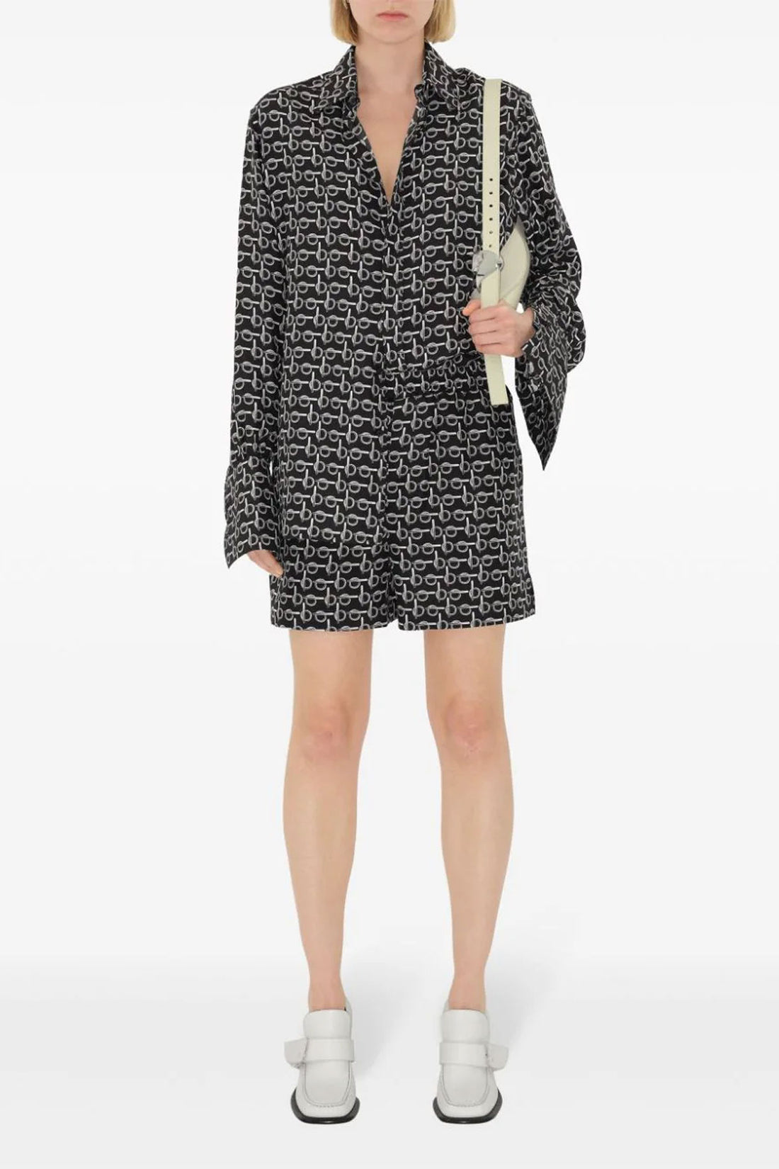 BURBERRY 6 silk shirt