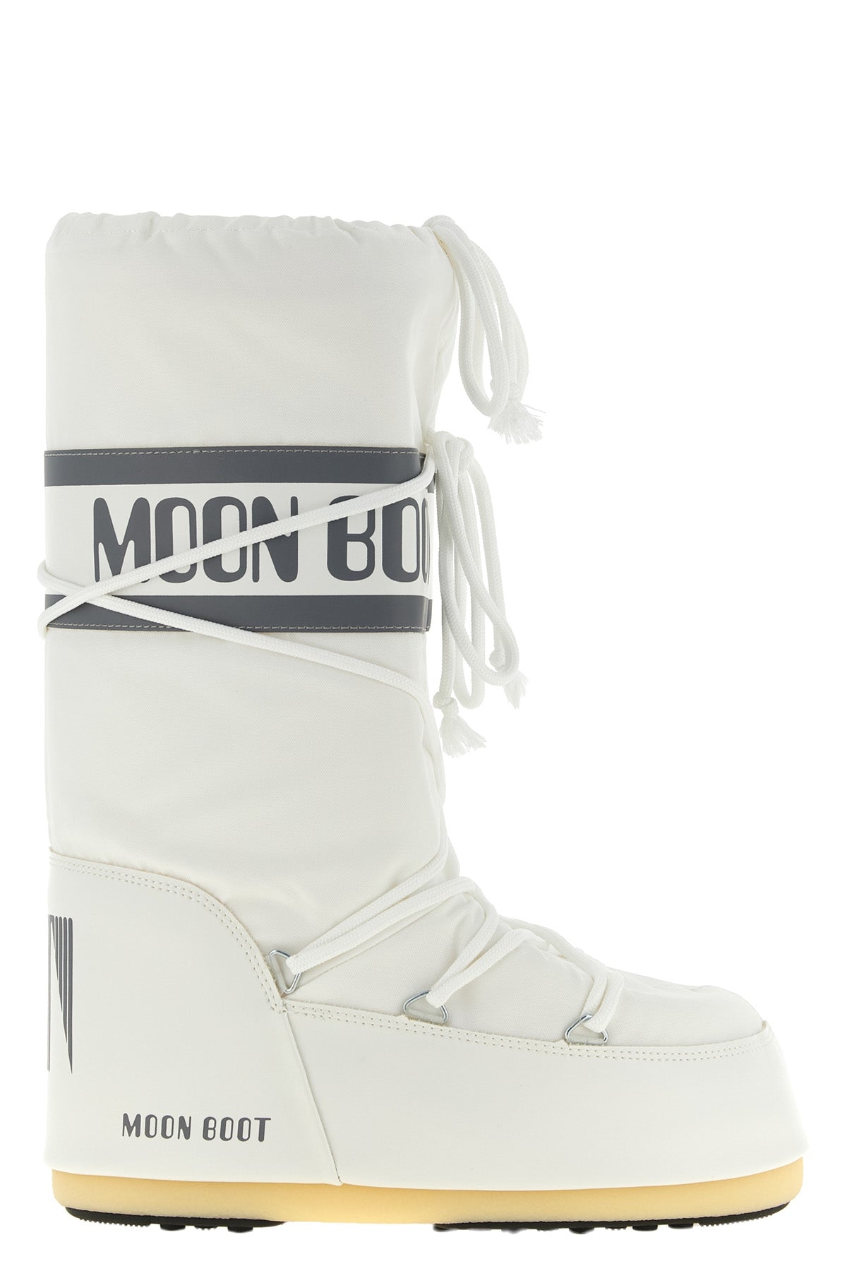 the moon boot icon boots redefine winter aesthetics through a technical constr