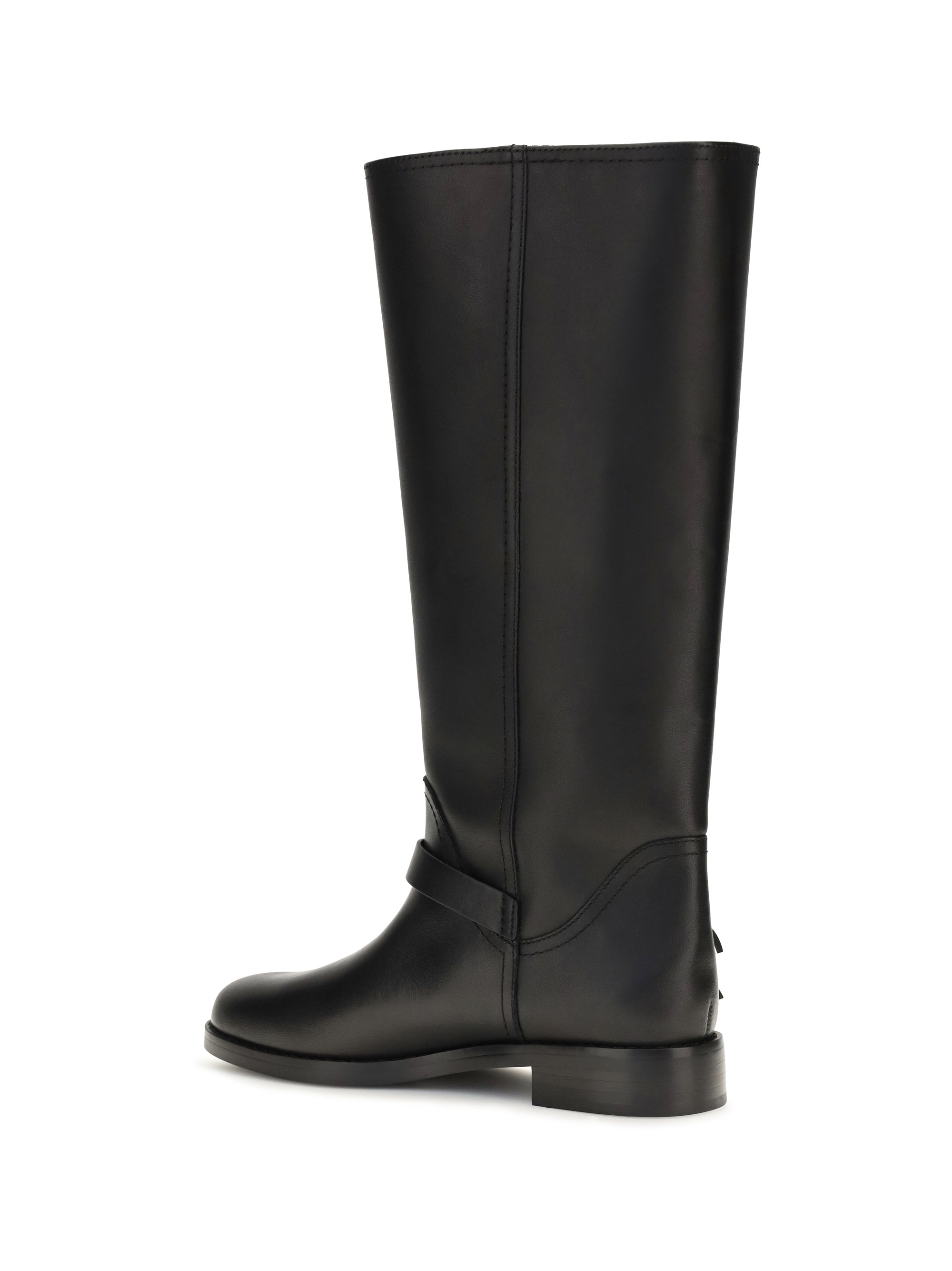 leather boots with buckle