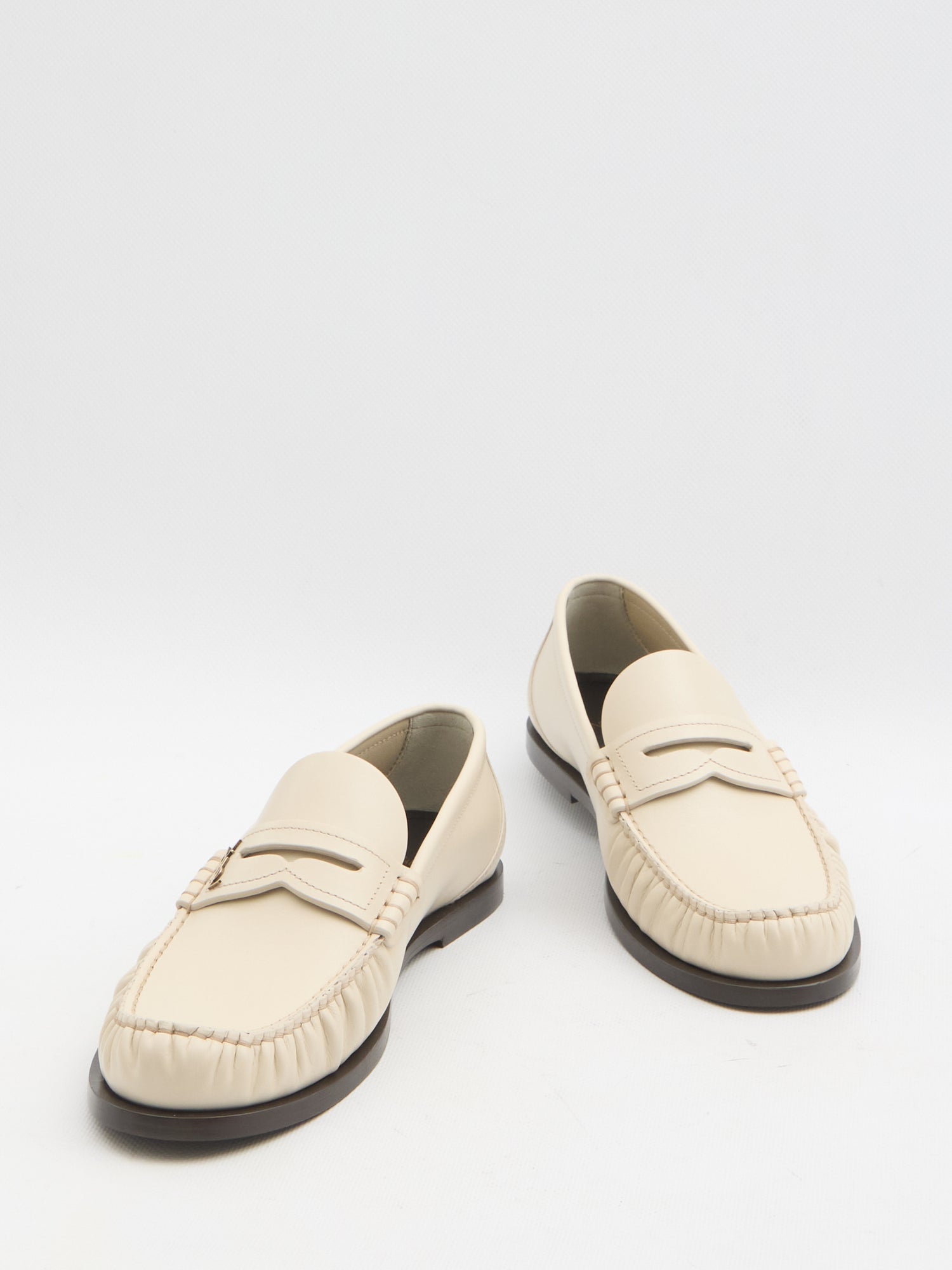 SAINT LAURENT 37 cassandre mocassins