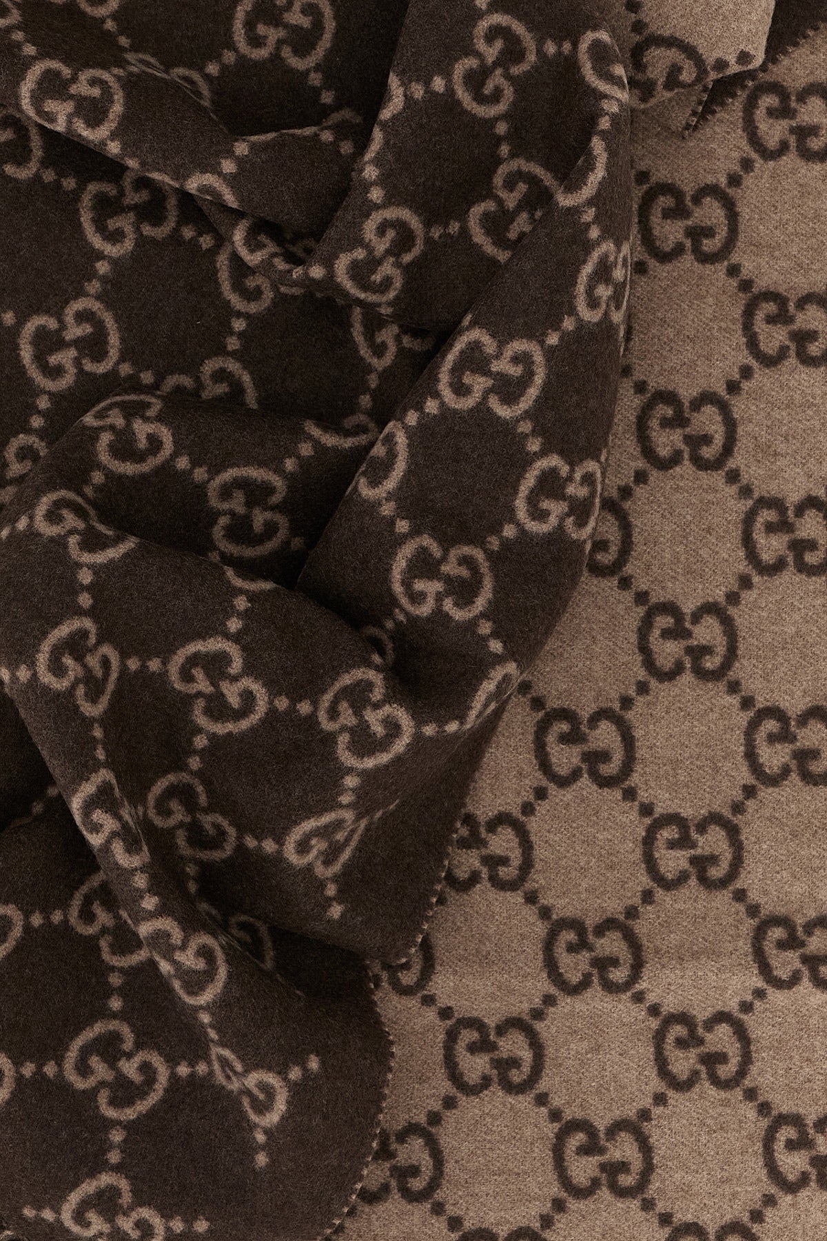 the gucci pure cashmere scarf