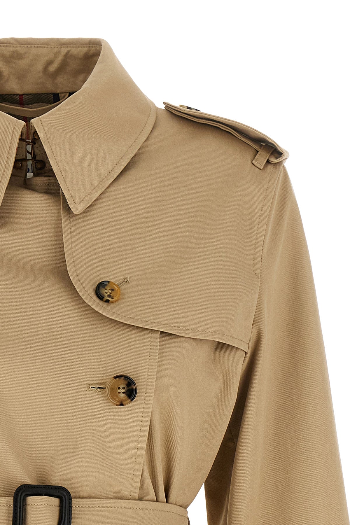burberrys short lakefield trench coat redefines the codes of outerwear throug