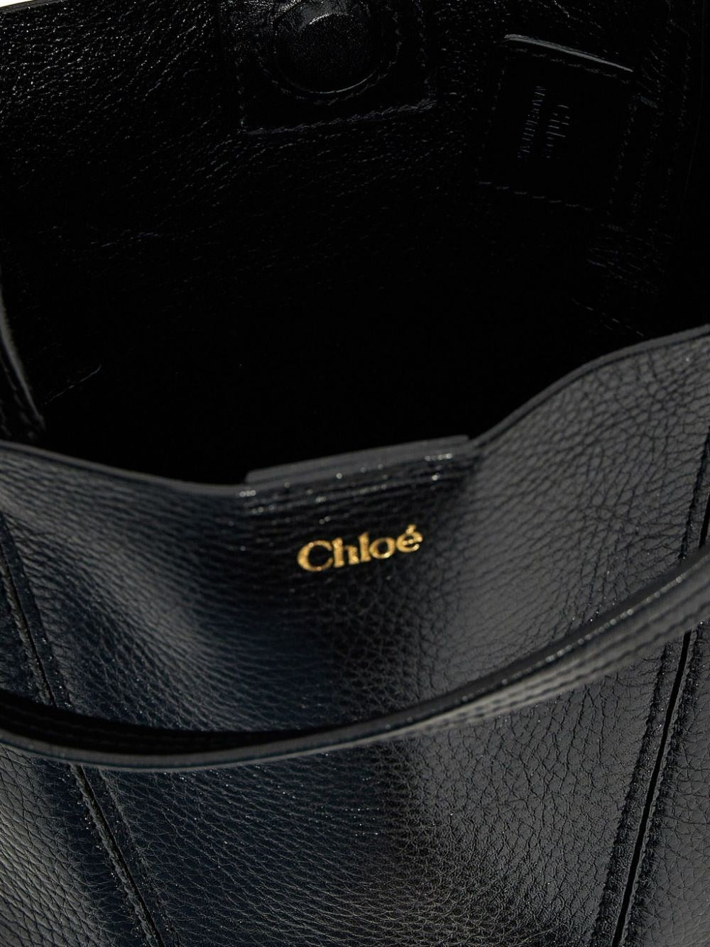 small chloé spin tote bag in grained leather