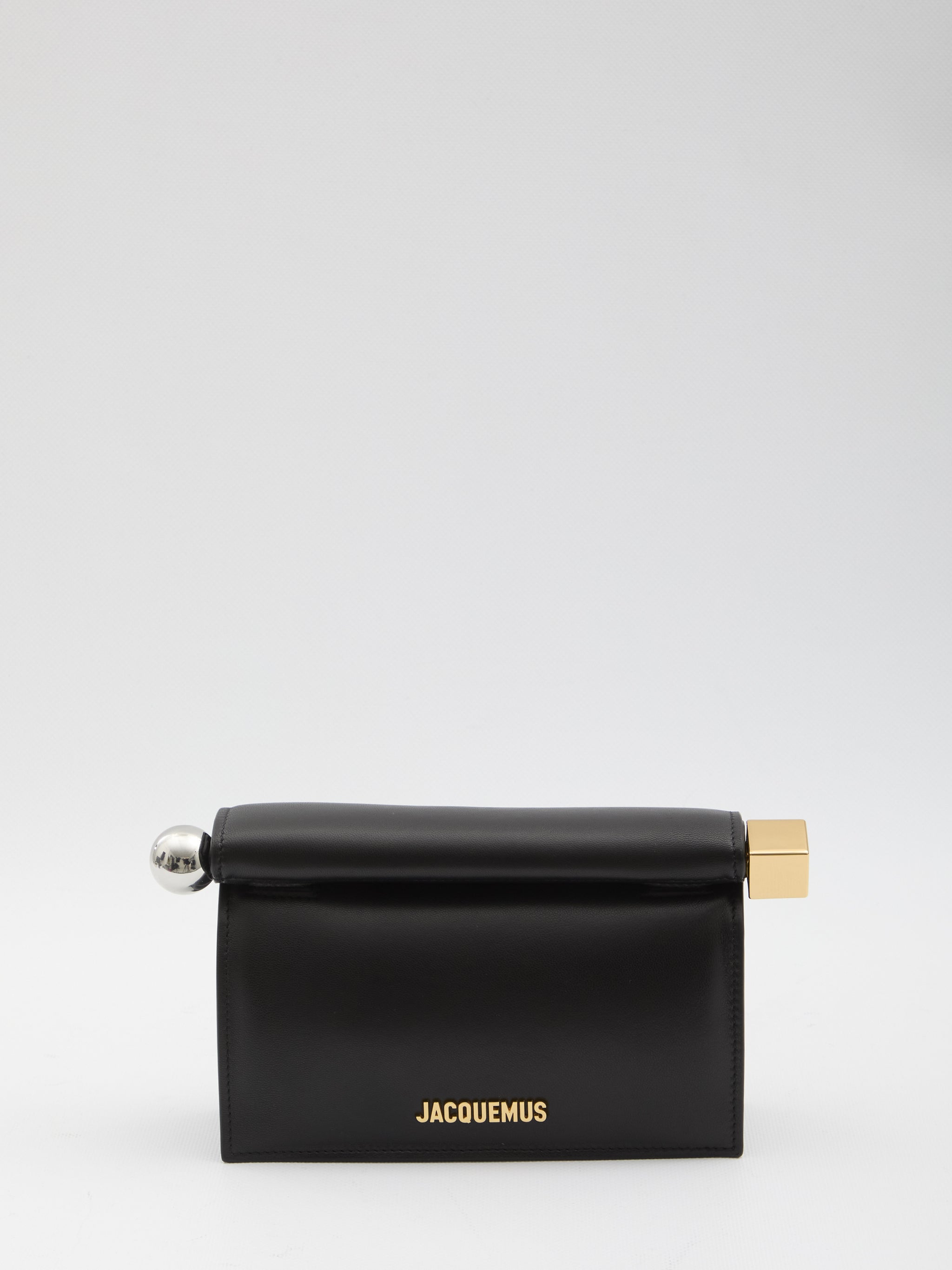 small rond carré pouch
