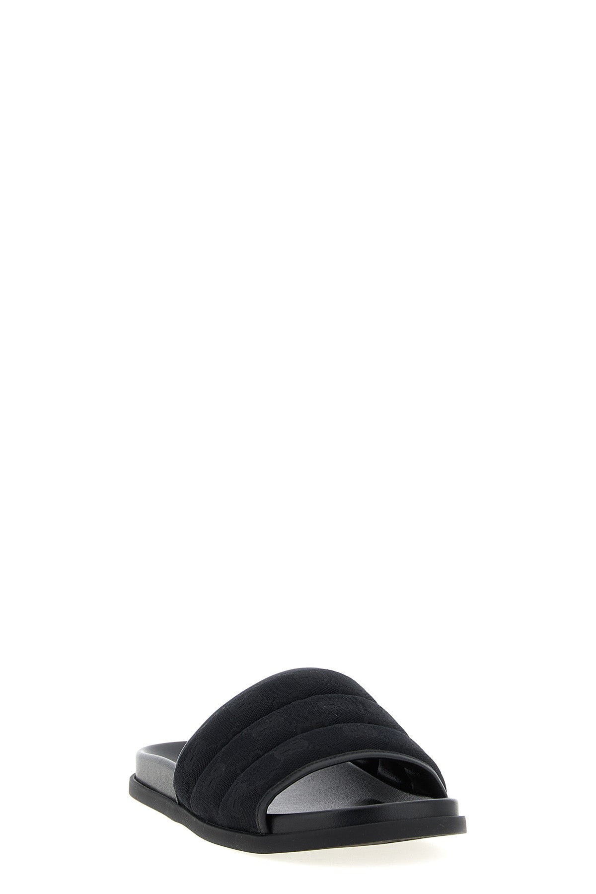 slides in padded gg fabric