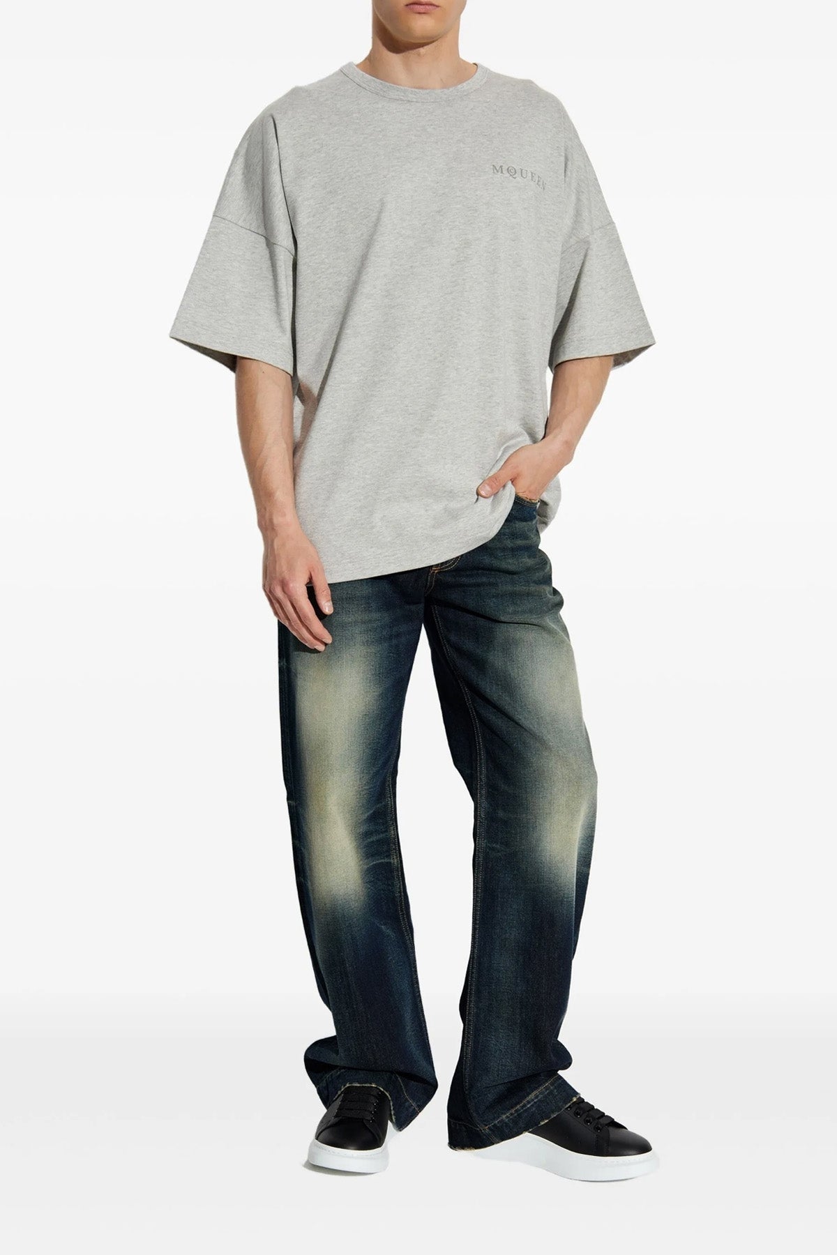 five-pocket used-effect stonewashed cotton denim jeans