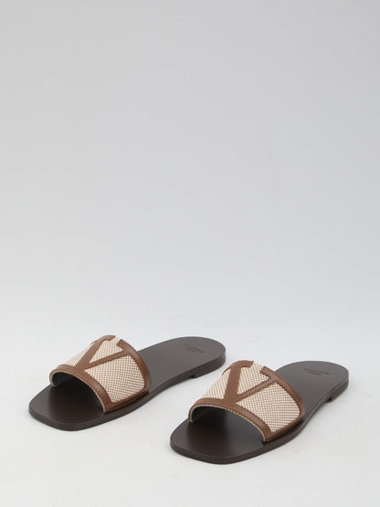 VALENTINO GARAVANI 36 superstar slide sandals