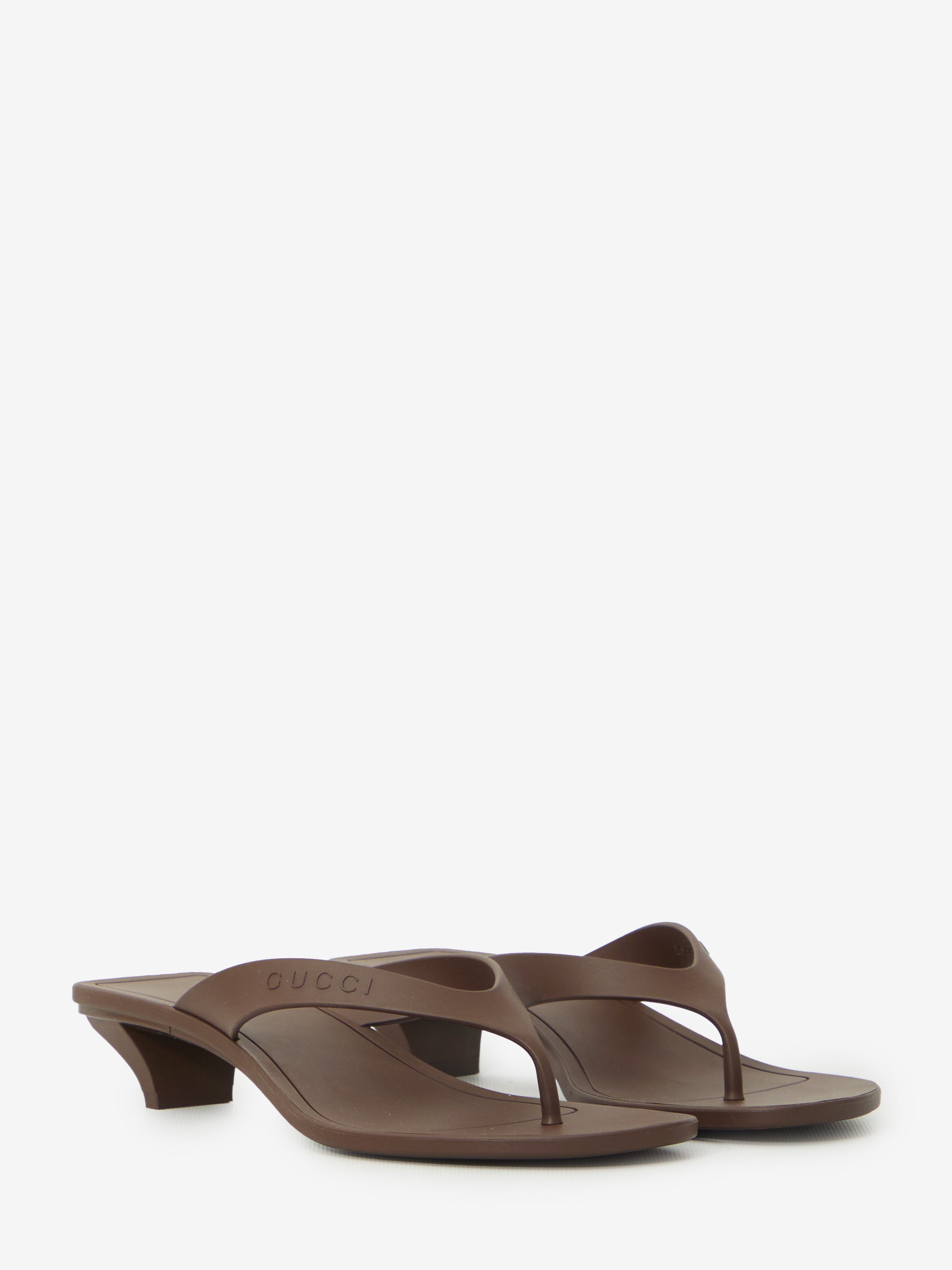 vittoria thong sandals