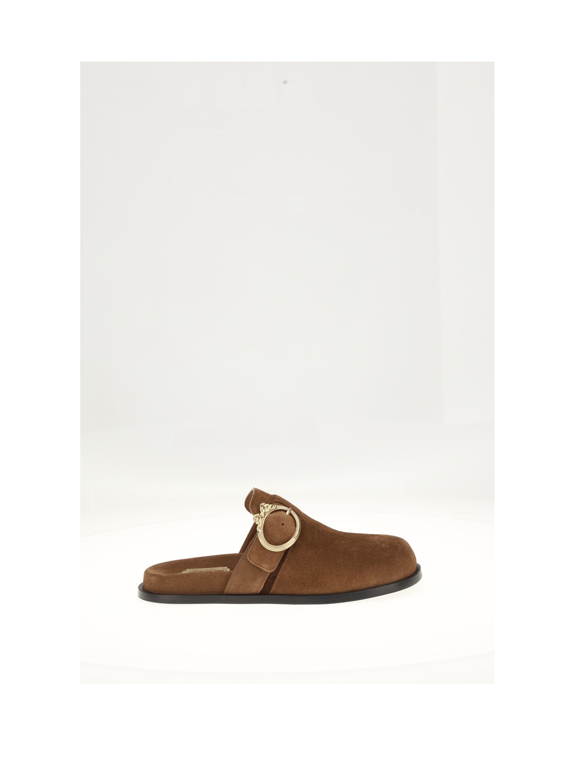 flat shoes
