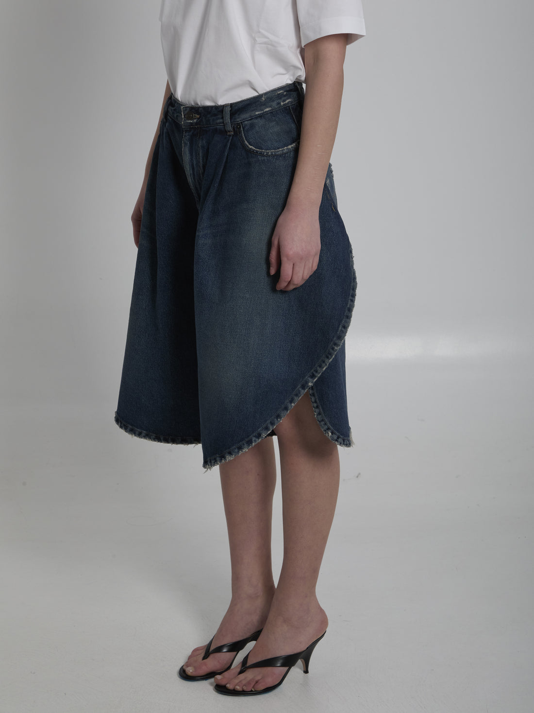 BALENCIAGA 38 dark ocean tulip shorts