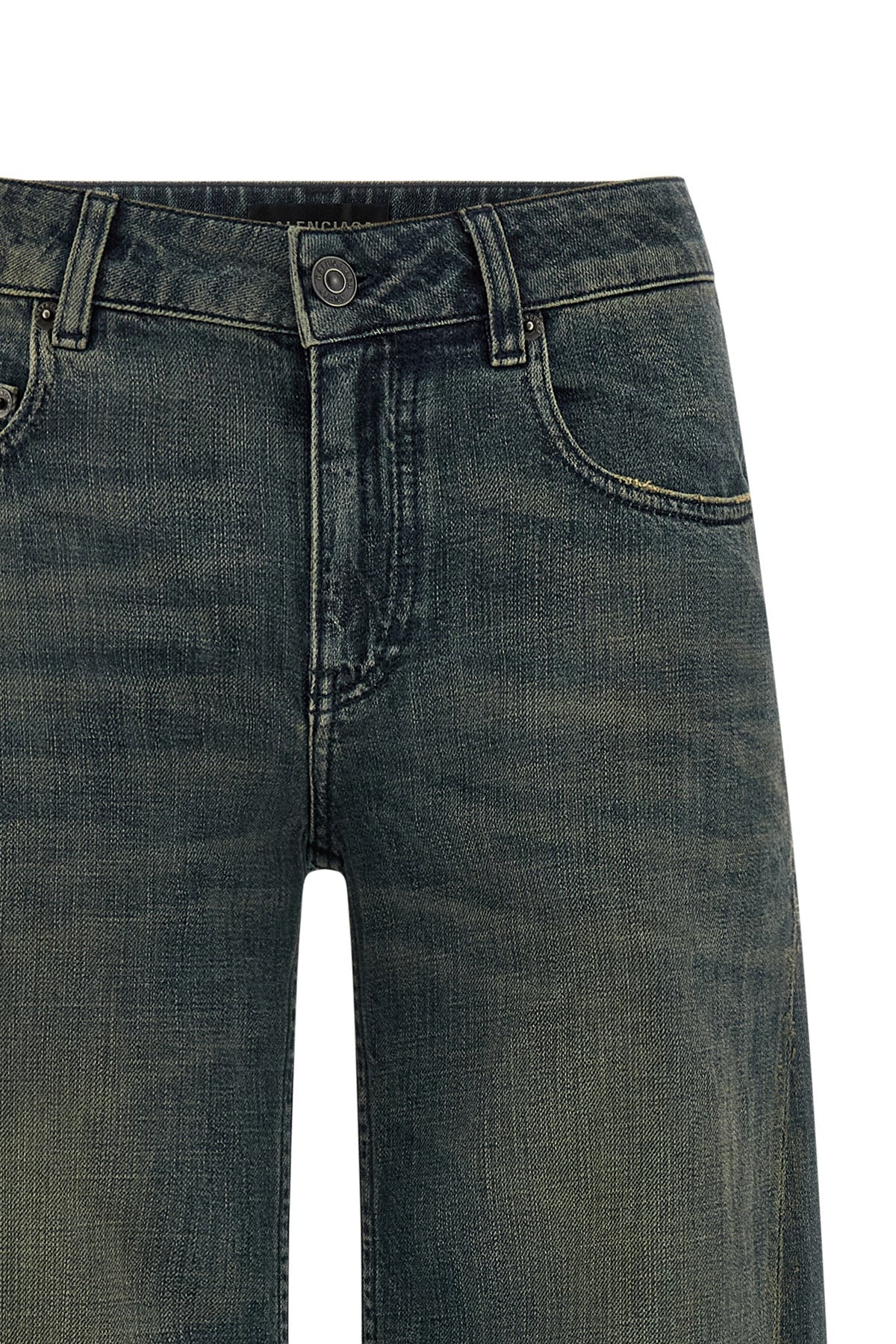 a gamba ampia jeans in washed and worn effect cotton denim