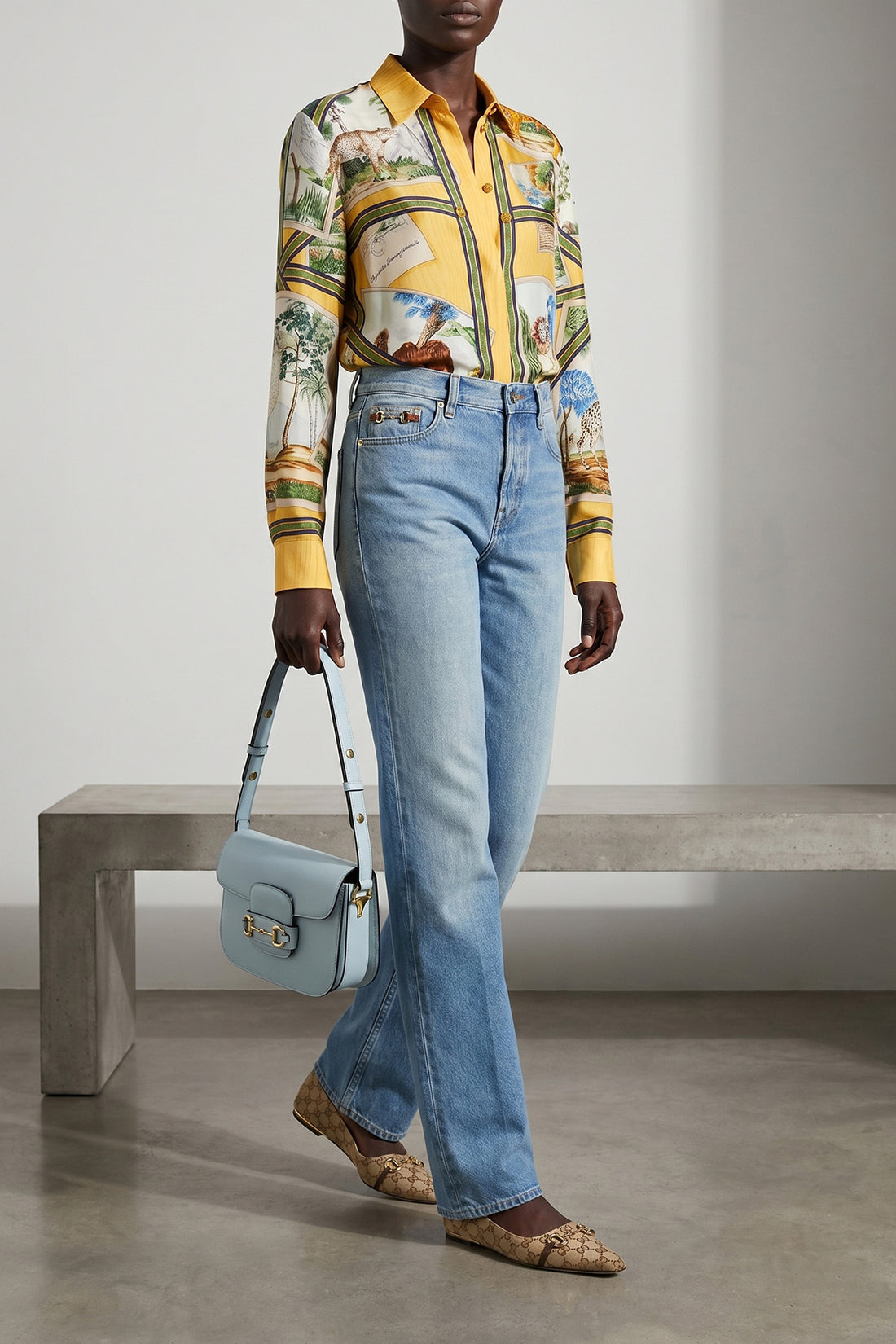 GUCCI 44 printed silk twill shirt depicting a landscape