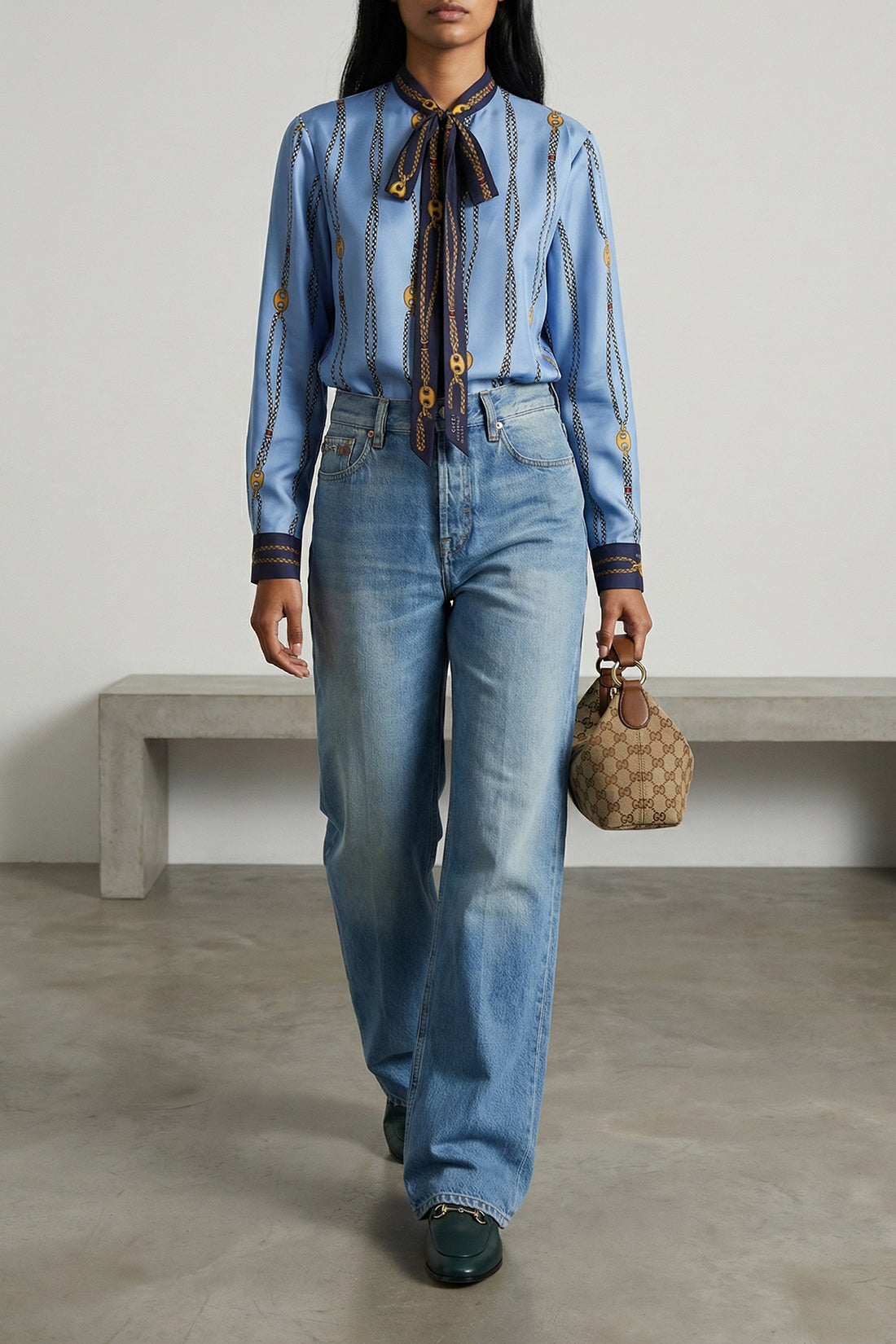 GUCCI 46 patterned silk shirt
