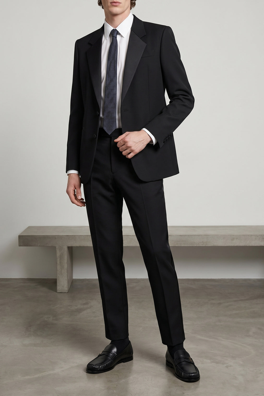 SAINT LAURENT L polka dot silk crêpe tie