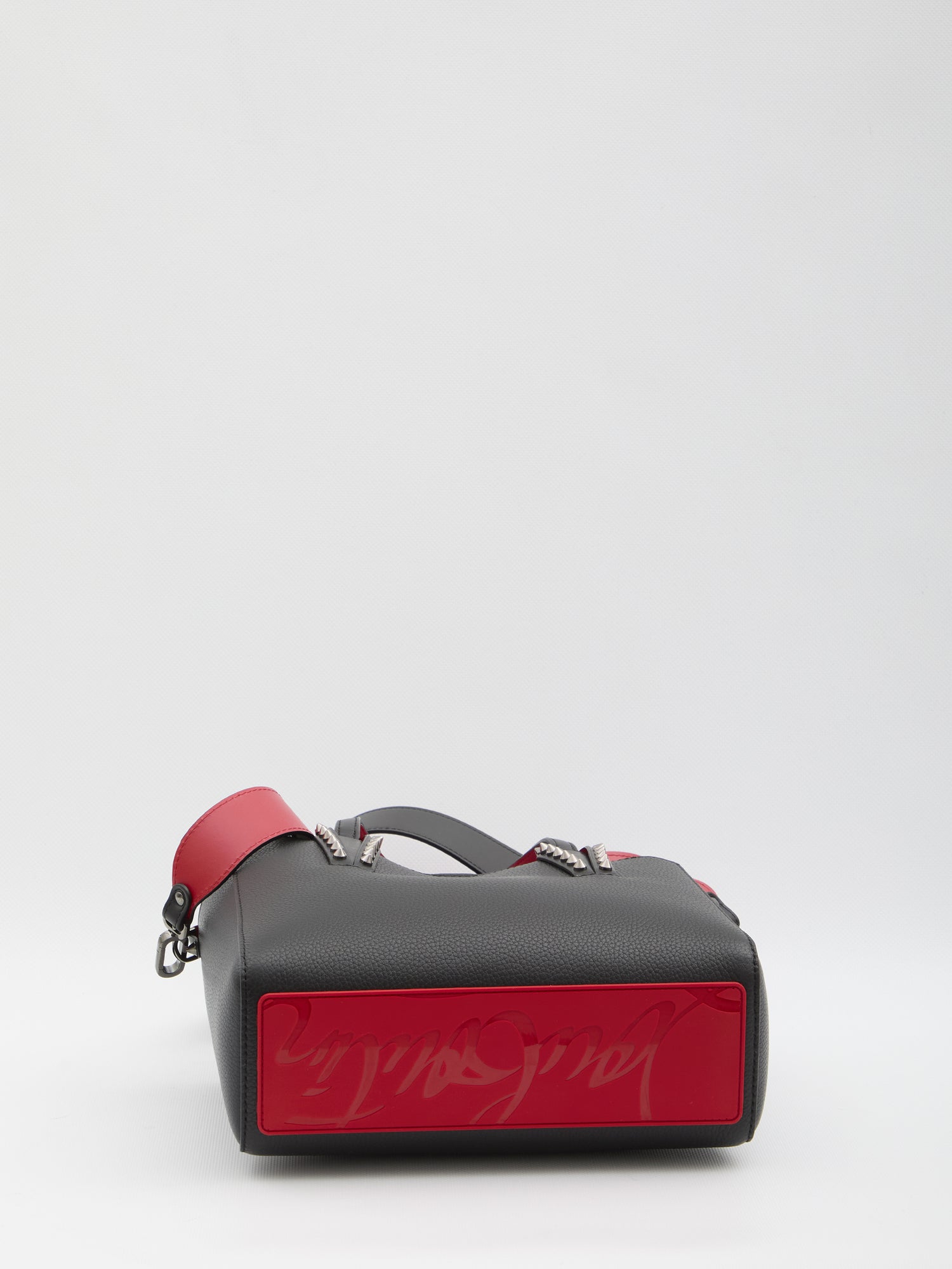 CHRISTIAN LOUBOUTIN OS grained leather cabata 