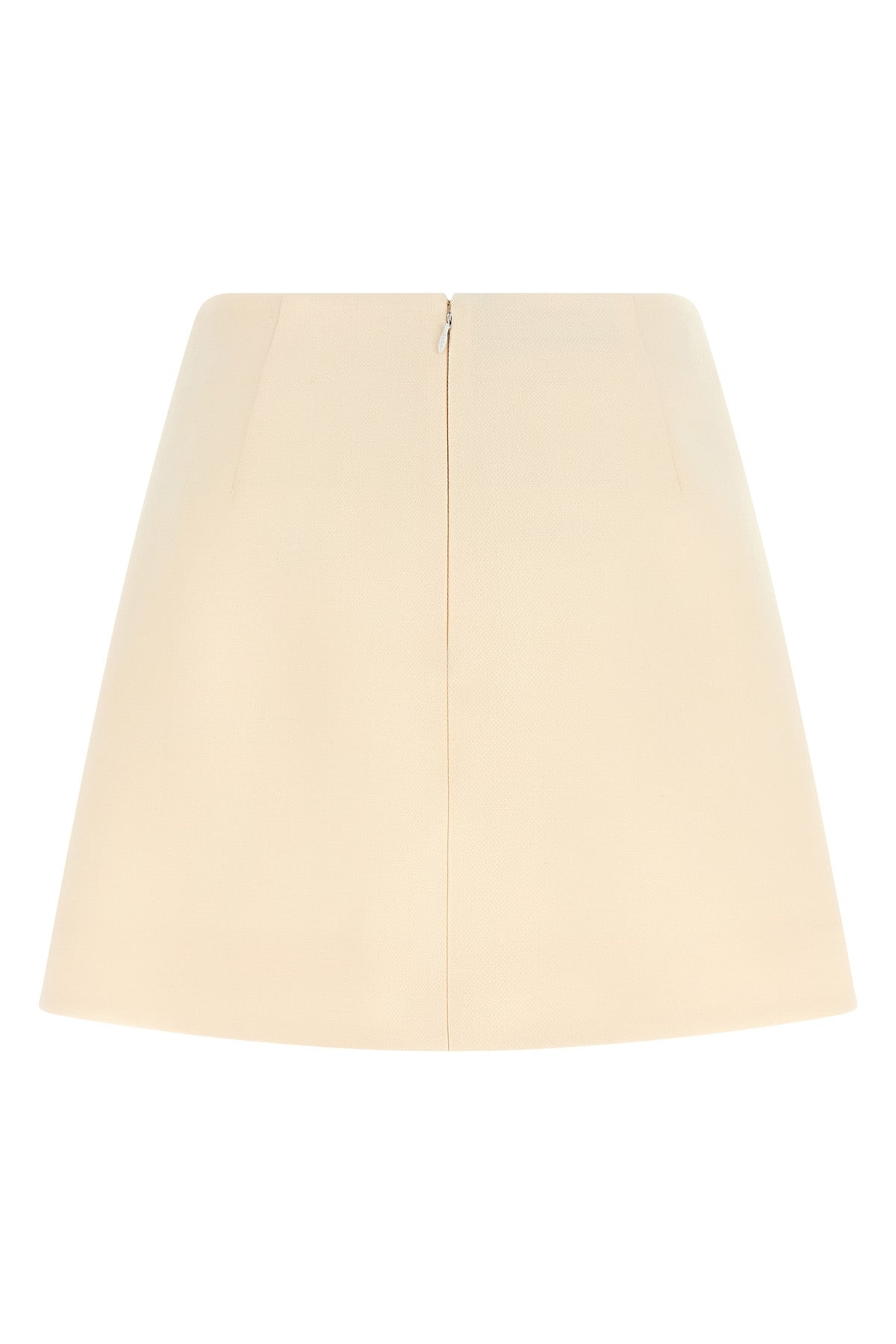 the gucci mini skirt in wool crêpe embodies a pure and structured sartorial aest