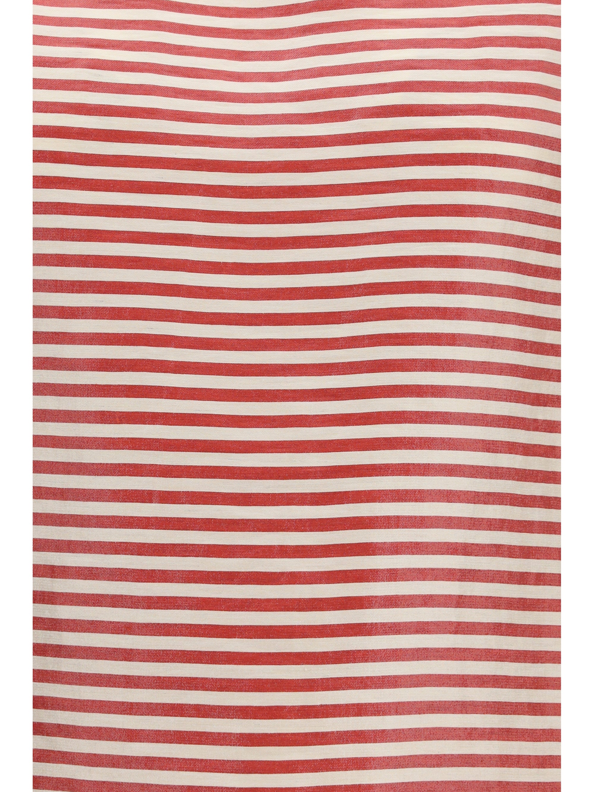 short-sleeved t-shirt