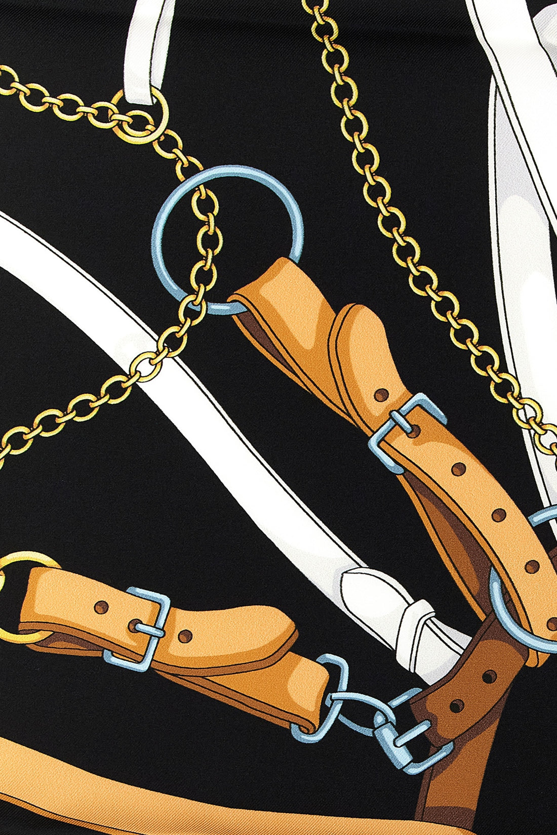 GUCCI OS the gucci carré reinterprets the maisons archival codes through a complex visua