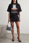 the balenciaga oversize t-shirt redefines contemporary streetwear through bold v