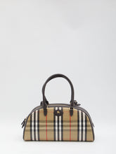 BURBERRY OS highlands bowling bag