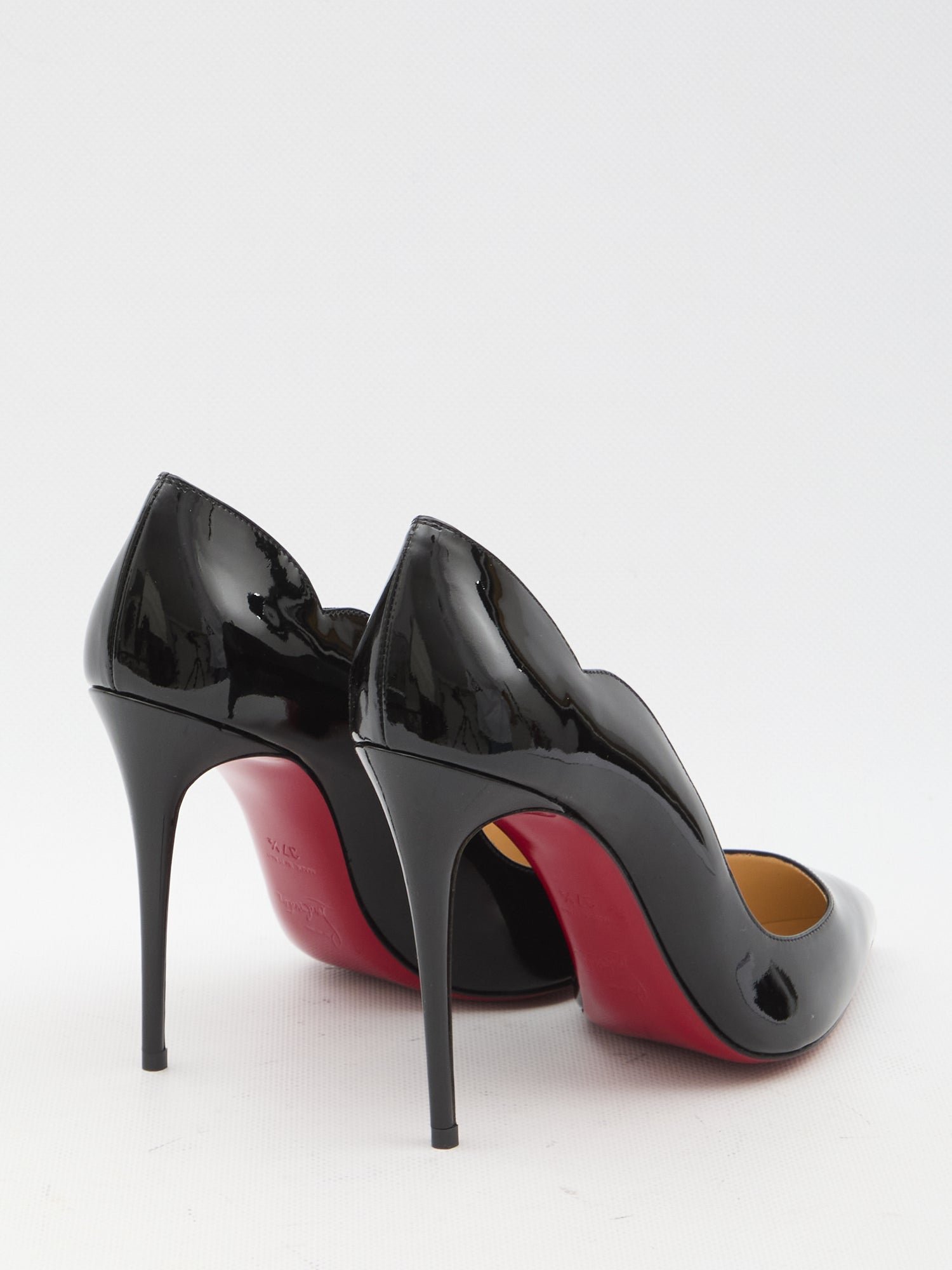 CHRISTIAN LOUBOUTIN 36 hot chick 100 pumps