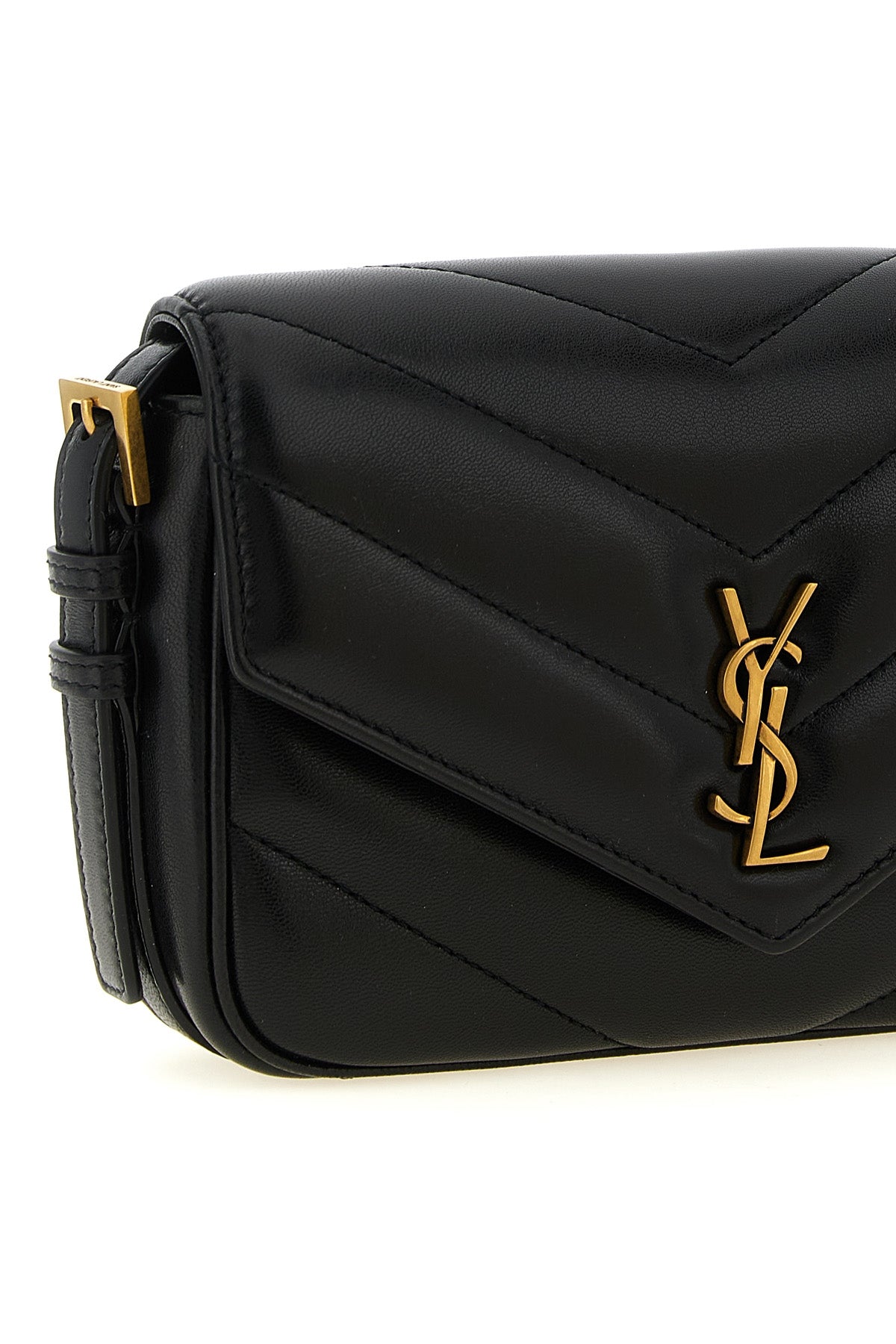 the saint laurent toy loulou crossbody bag embodies craftsmanship excellence t