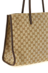 the gucci gucci londra large tote bag sets new standards of functionality thro