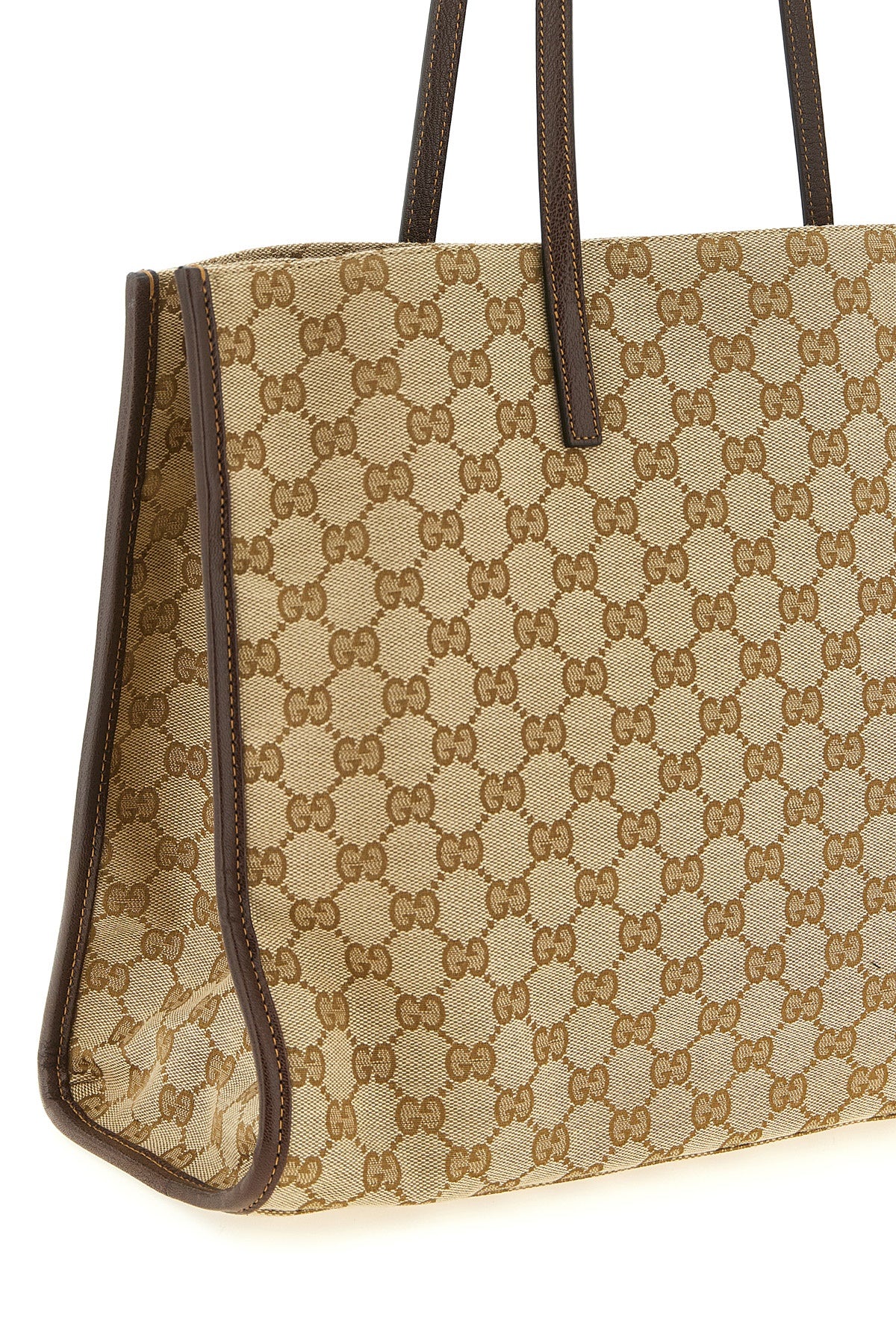 the gucci gucci londra large tote bag sets new standards of functionality thro