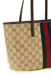the gucci tribeca shoulder bag defines craftsmanship excellence through a struct