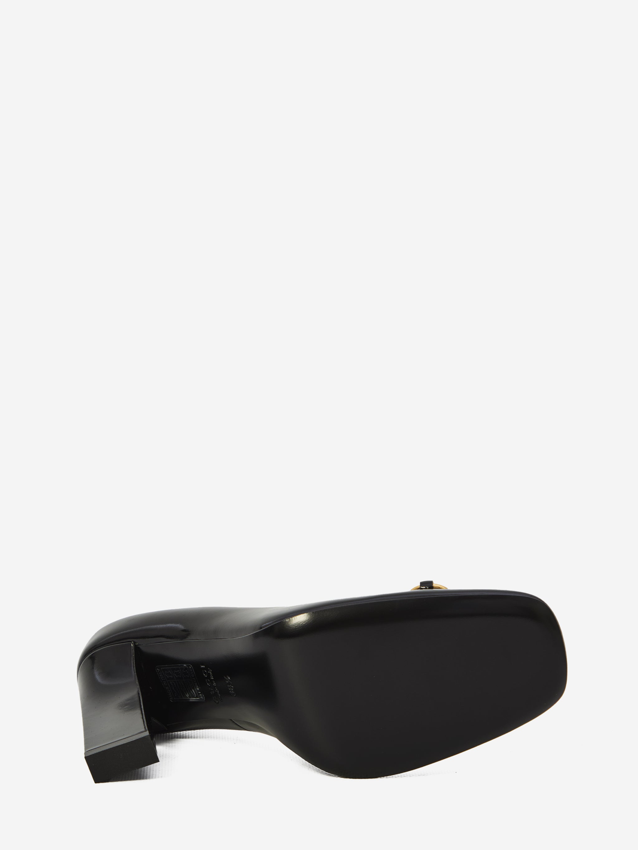 signora pumps