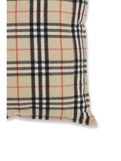 BURBERRY OS cushion crafted from a luxurious blend of wool and cashmere features the iconic burberry check