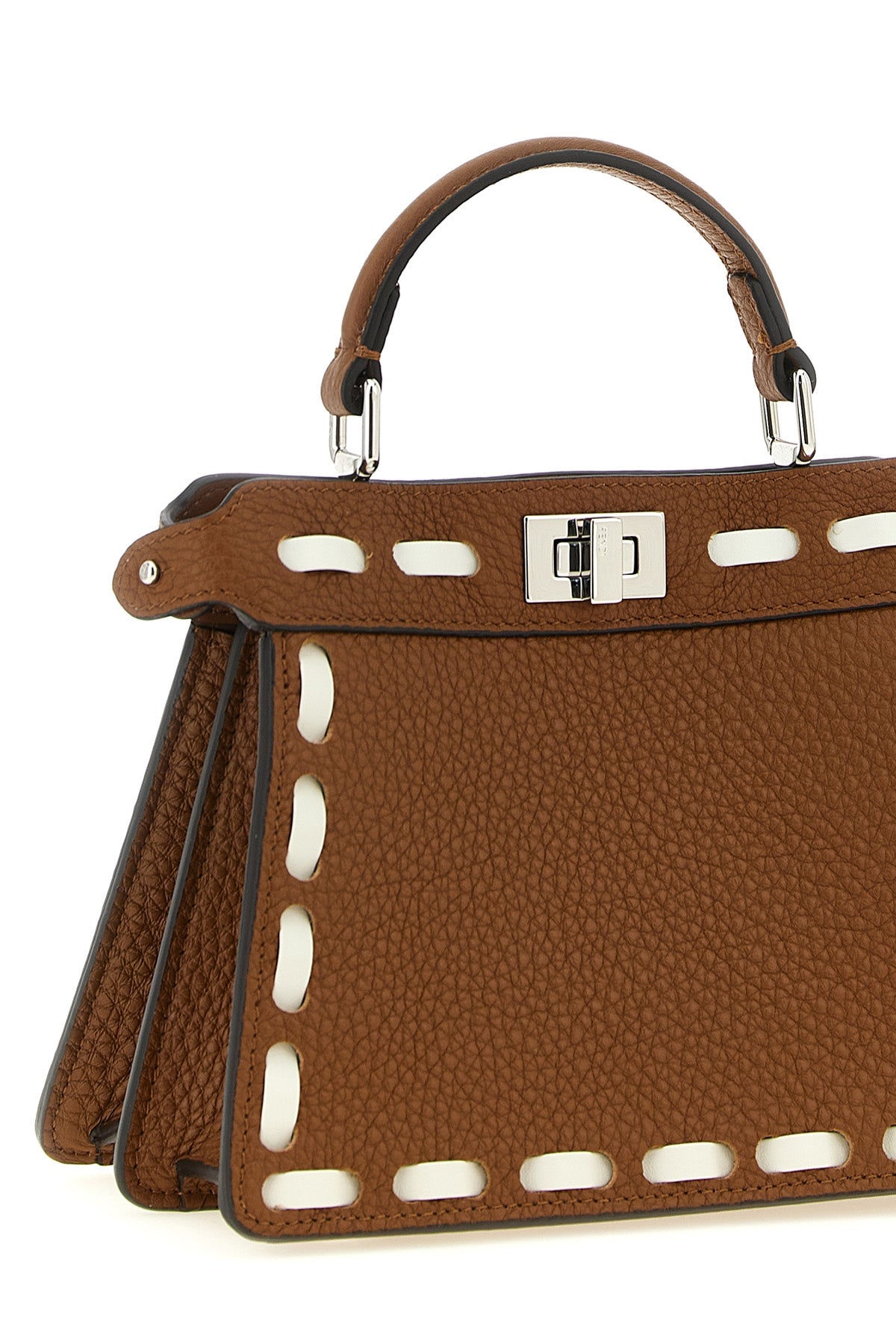 the fendi peekaboo iseeu handbag is made of brown cuoio romano leather