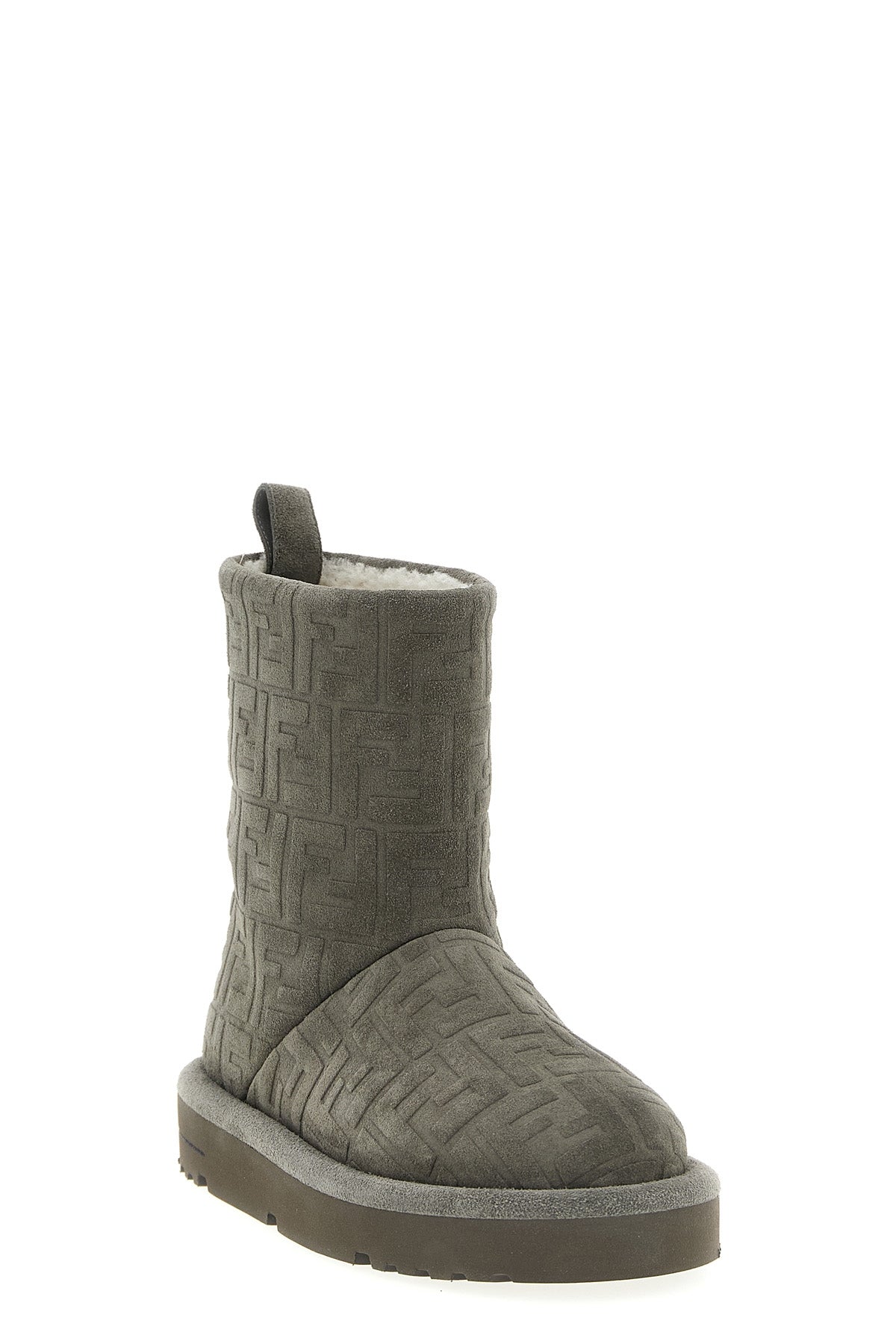 low suede apres chic boots