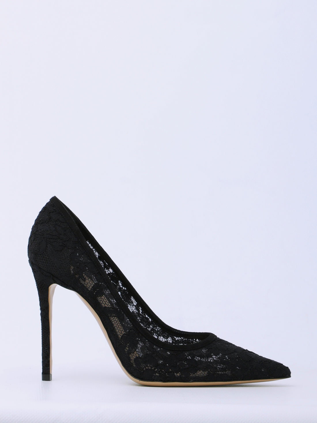 GIANVITO ROSSI 36 claudia lyon 100  lace pumps