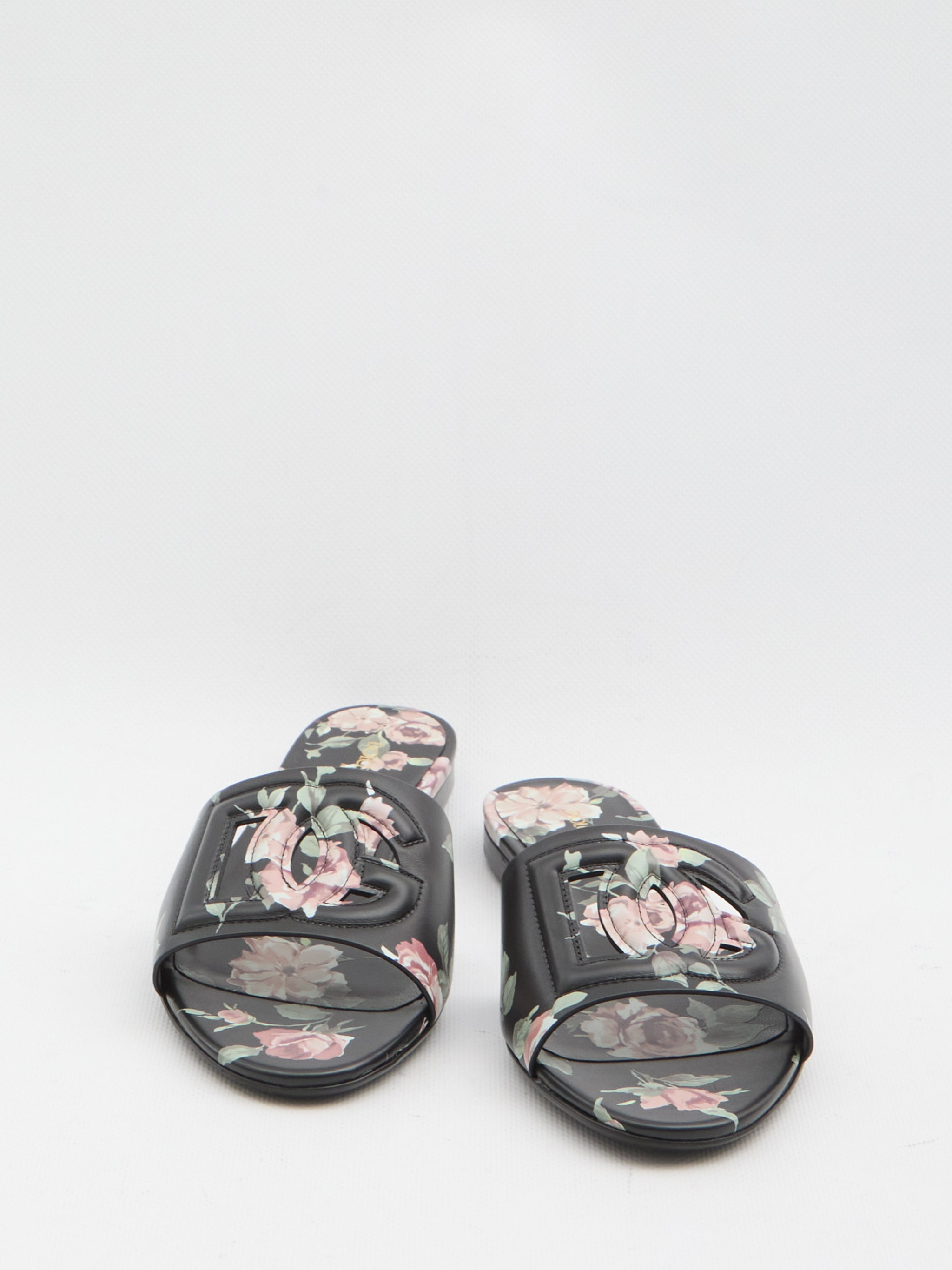 floral beachwear slides