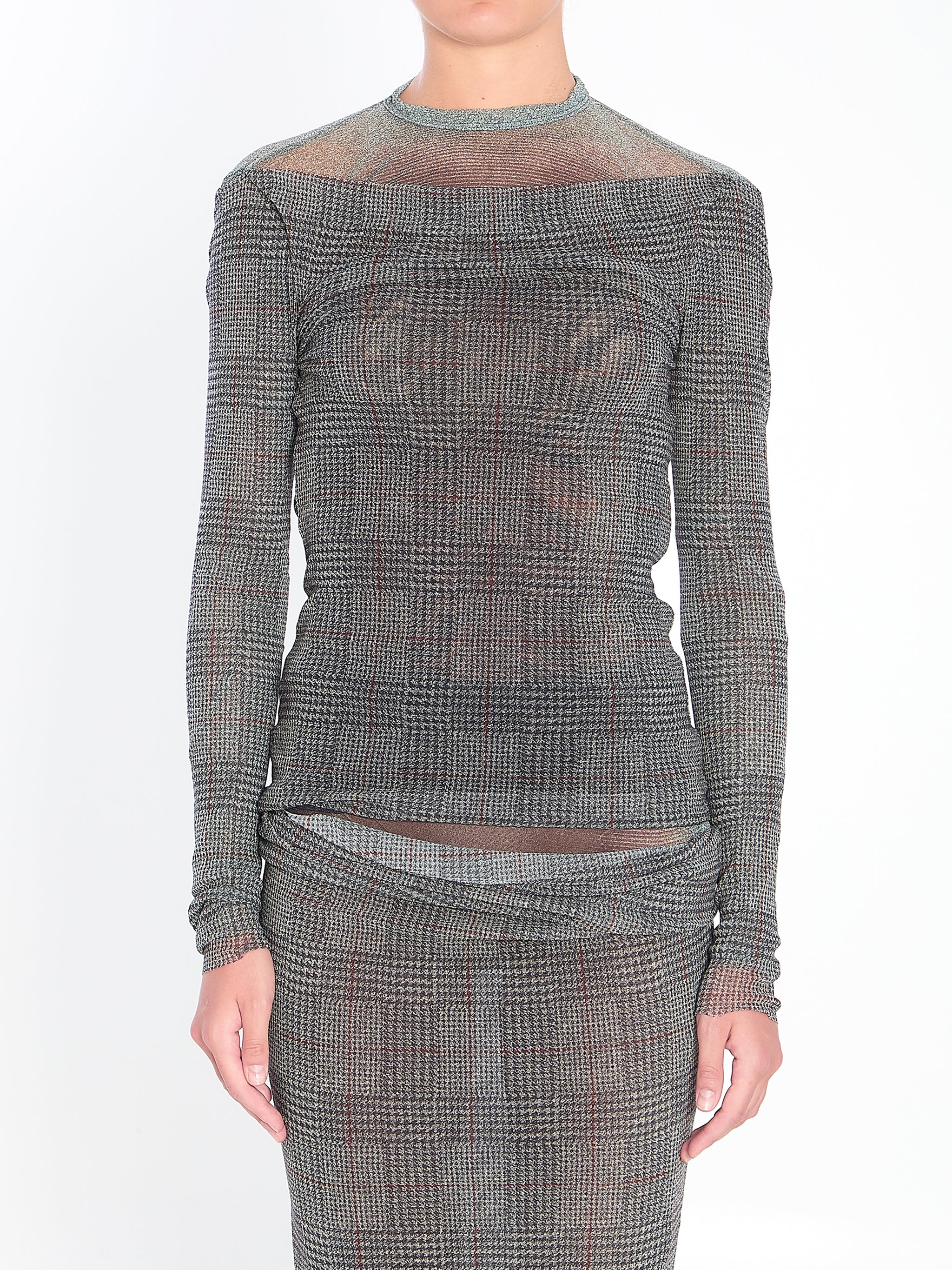 body shadow and prince of wales top