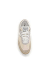 07i - chloé kick