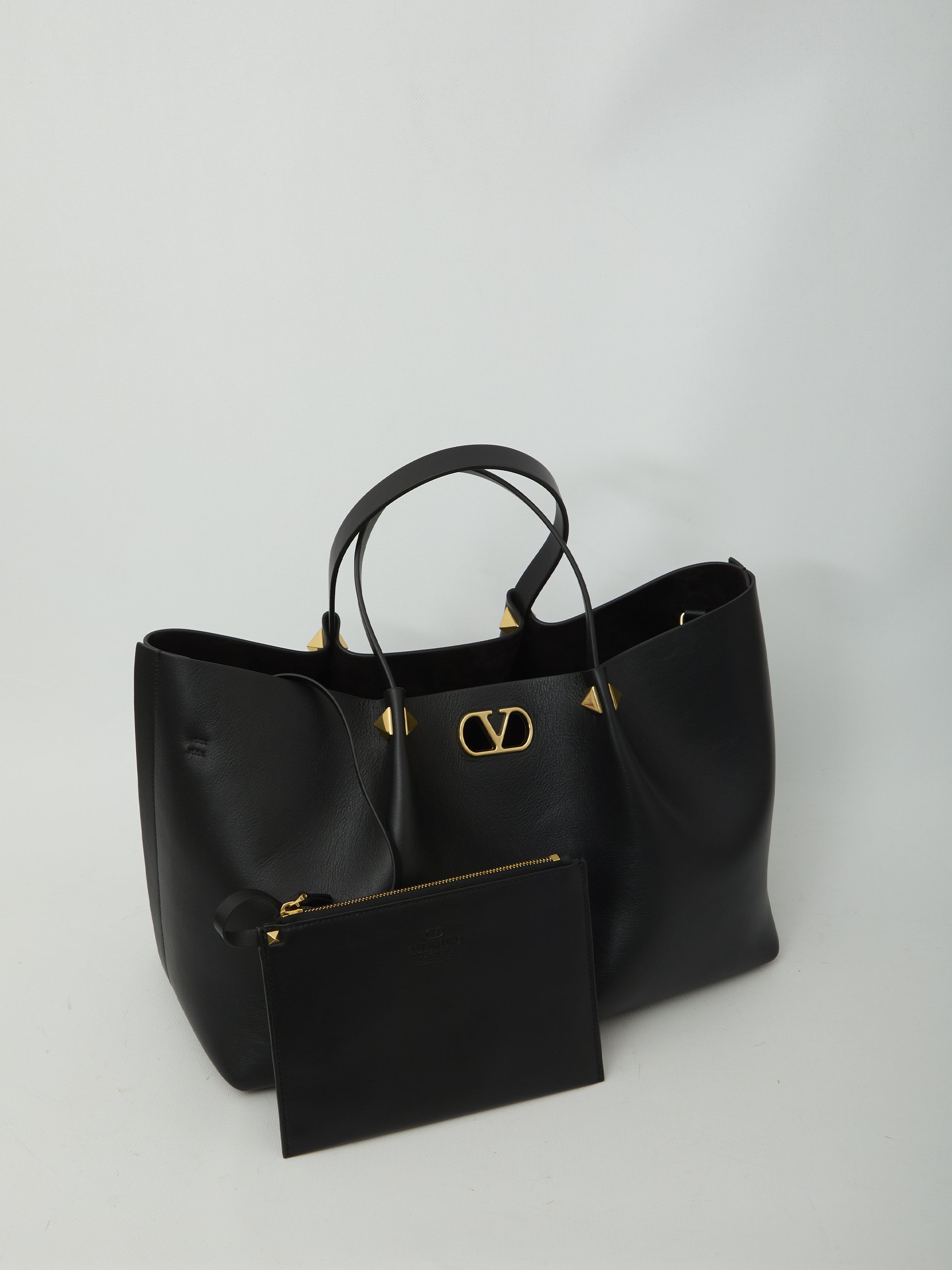 large vlogo signature tote bag