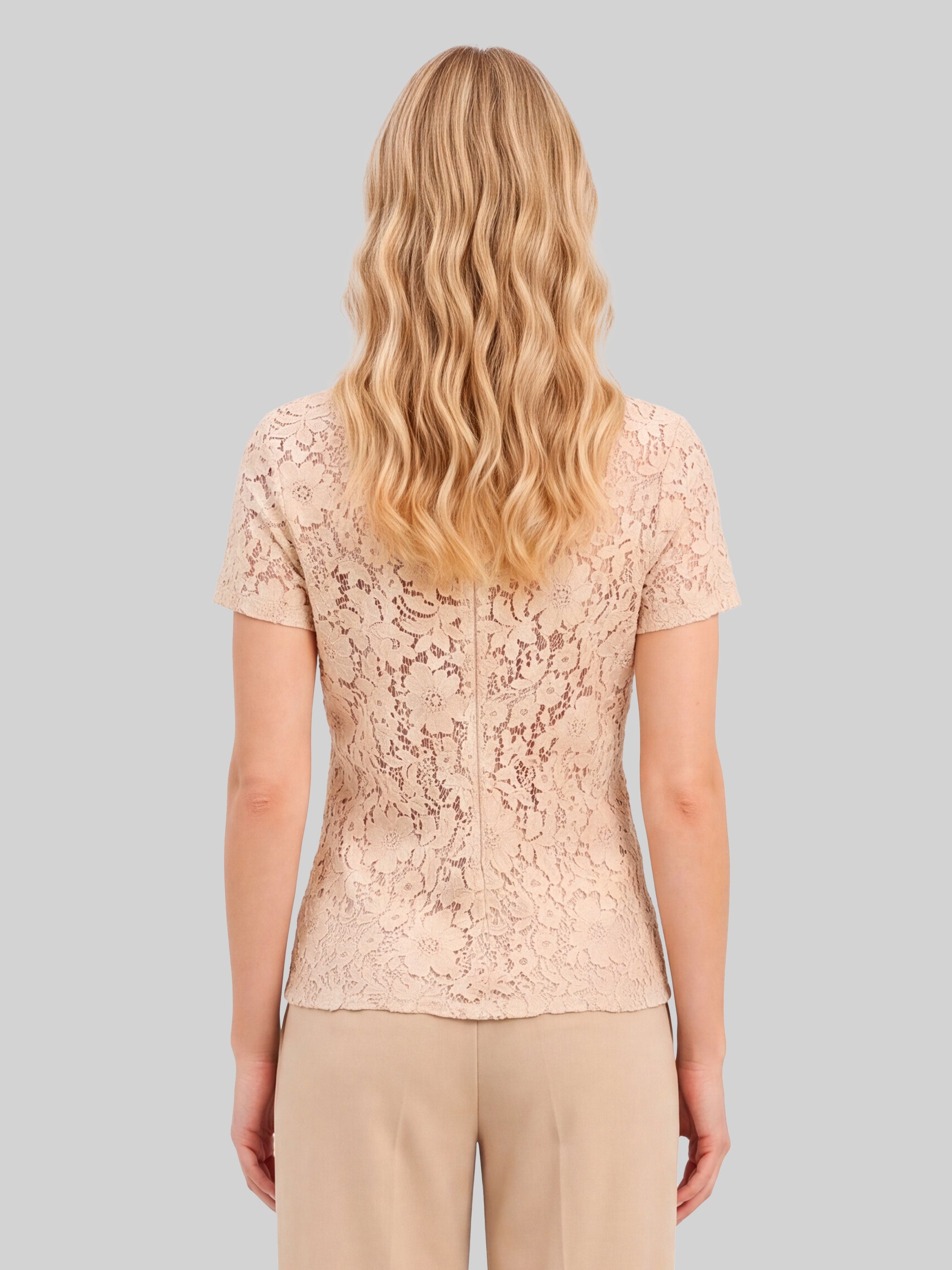 lace top in white