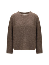 LISA YANG 1 lova sweater