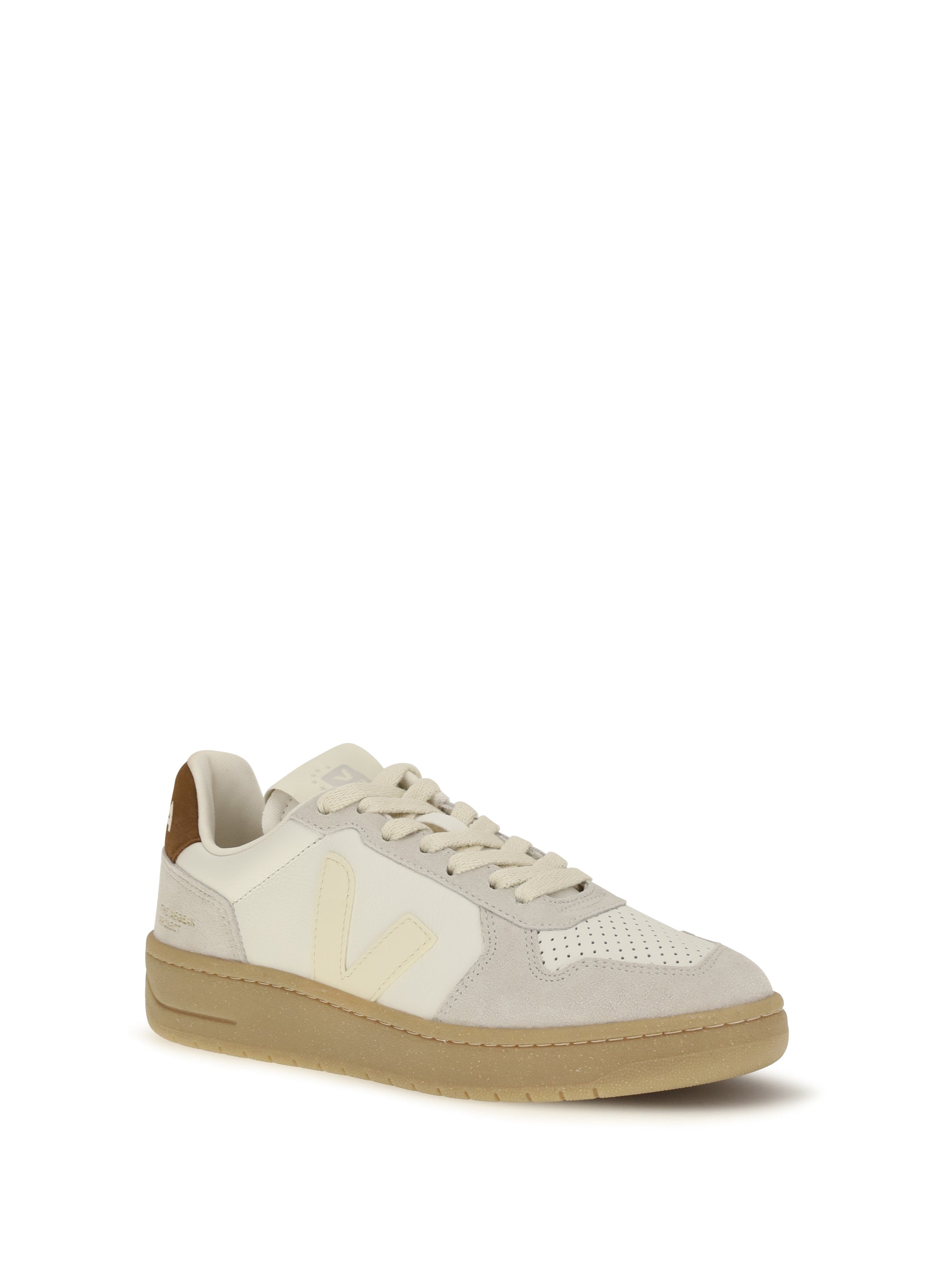 v-82 leather sneakers
