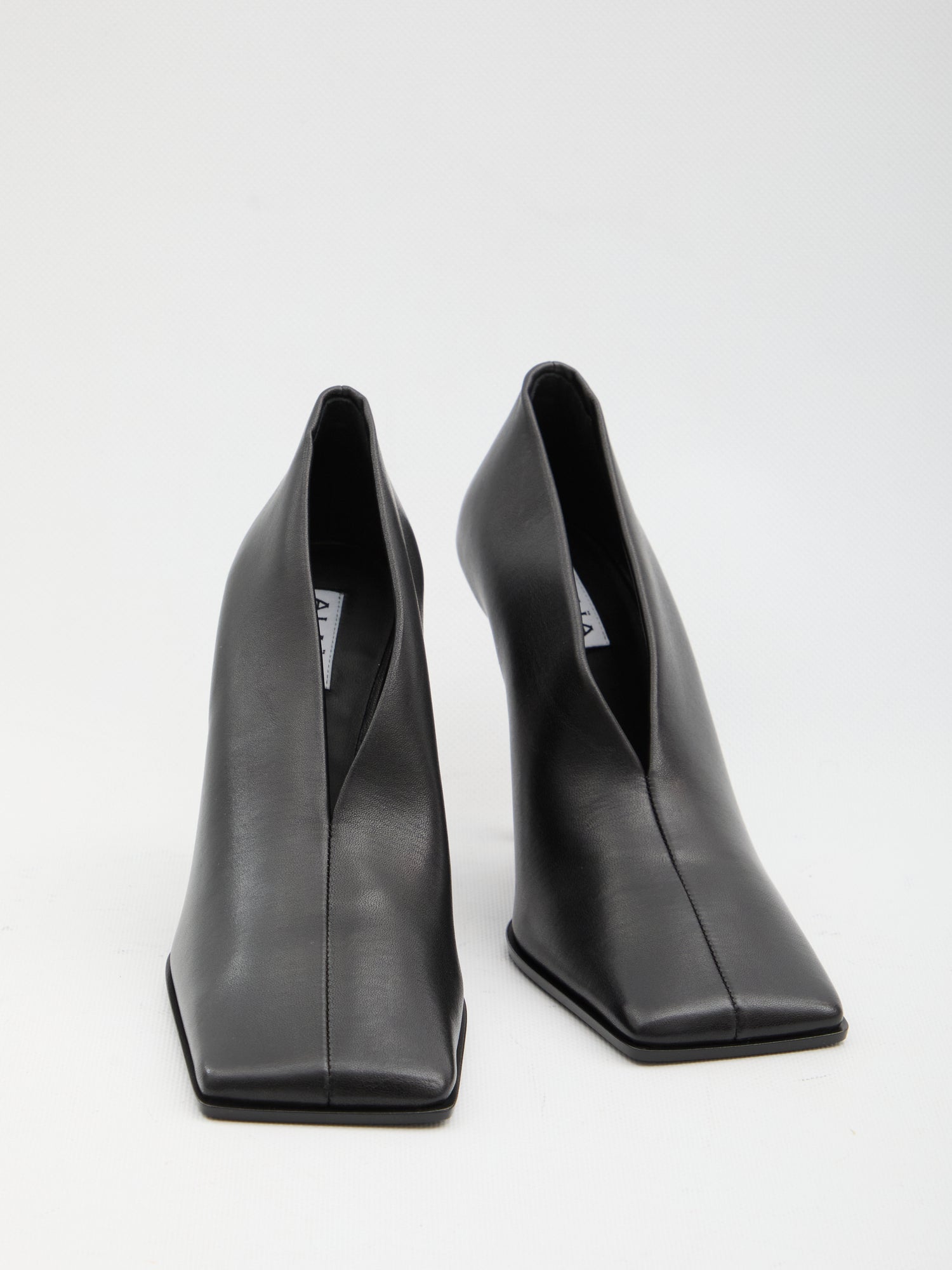 ALAIA 36 soft square pumps