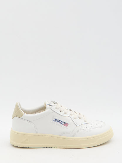 AUTRY 36 medalist low sneakers 