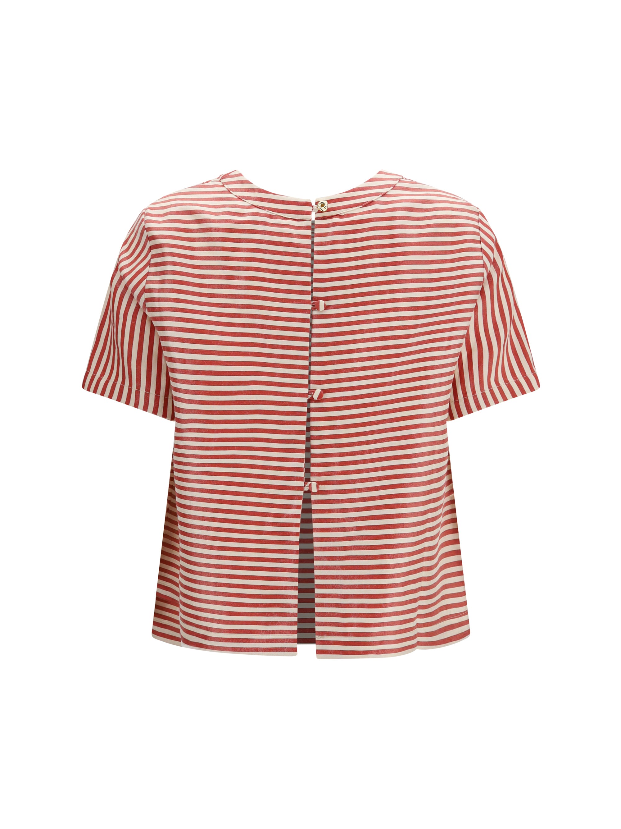 short-sleeved t-shirt