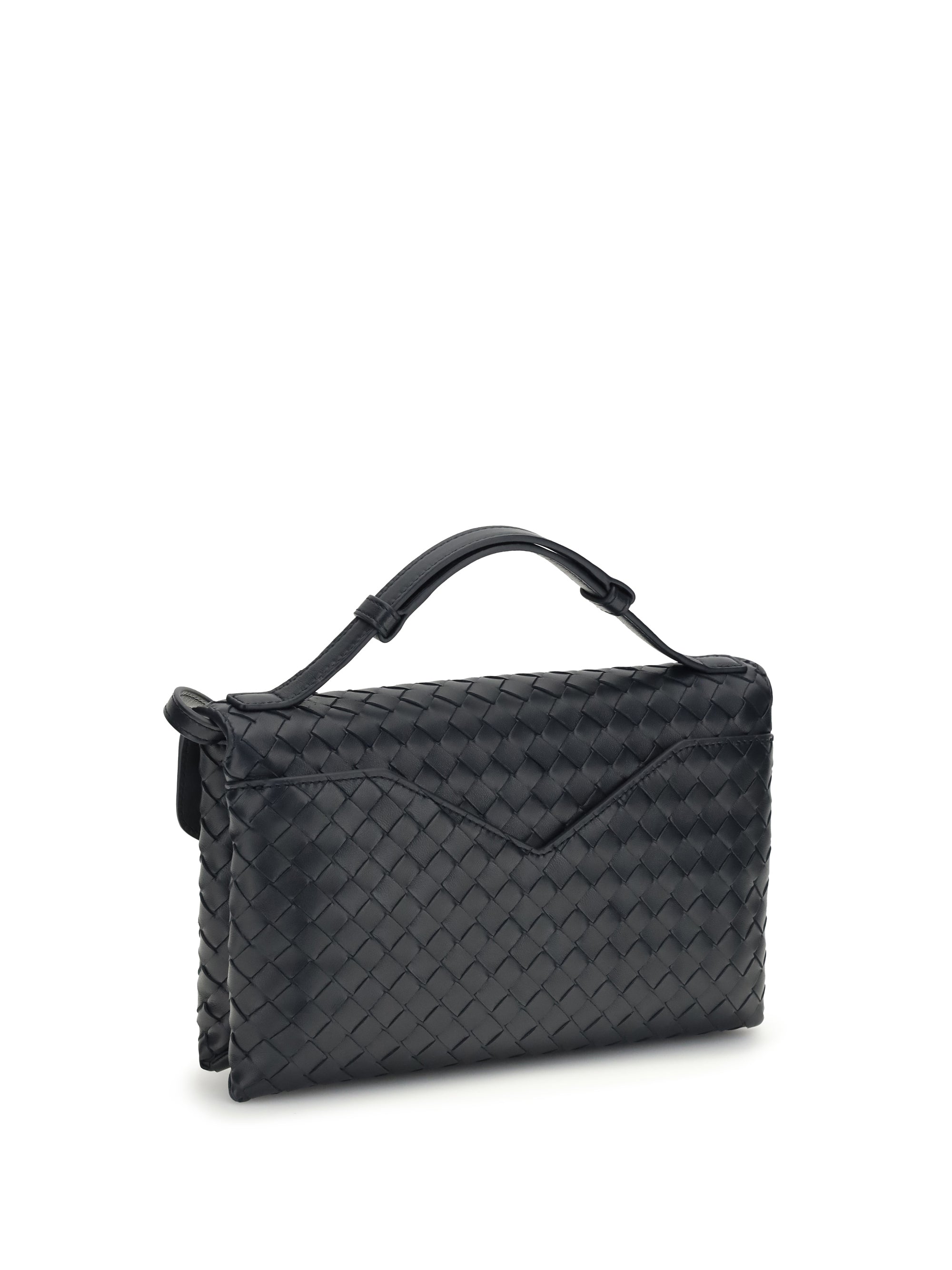 knot lock shoulder bag