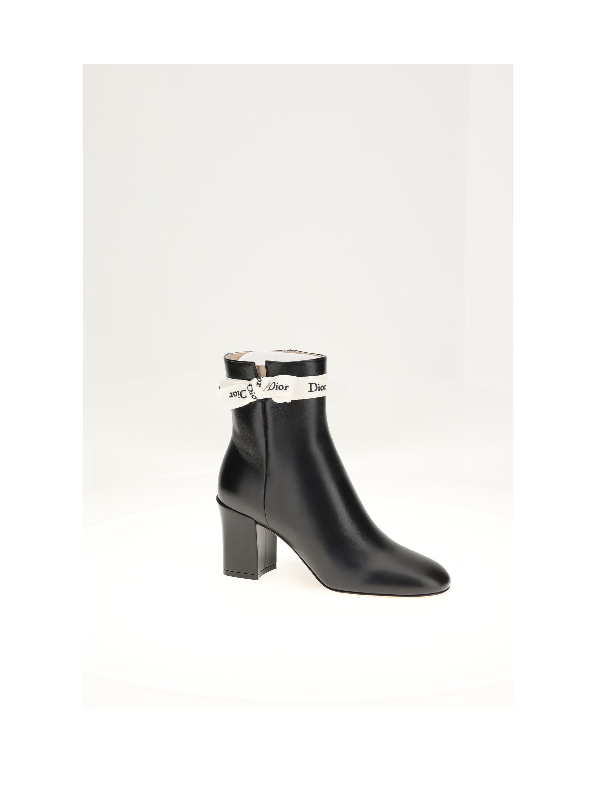 jadior bootie