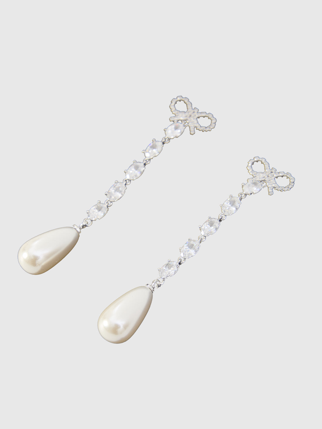 SELF PORTRAIT OS bow pearl droplet earrings