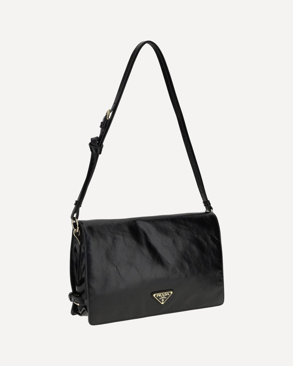 crinkled leather shoulder bag