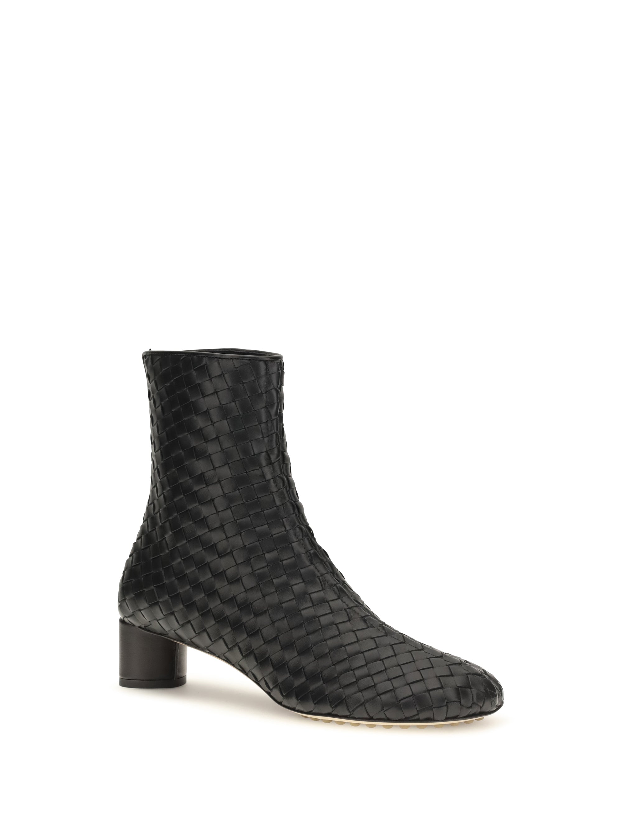 cherry intrecciato ankle boots